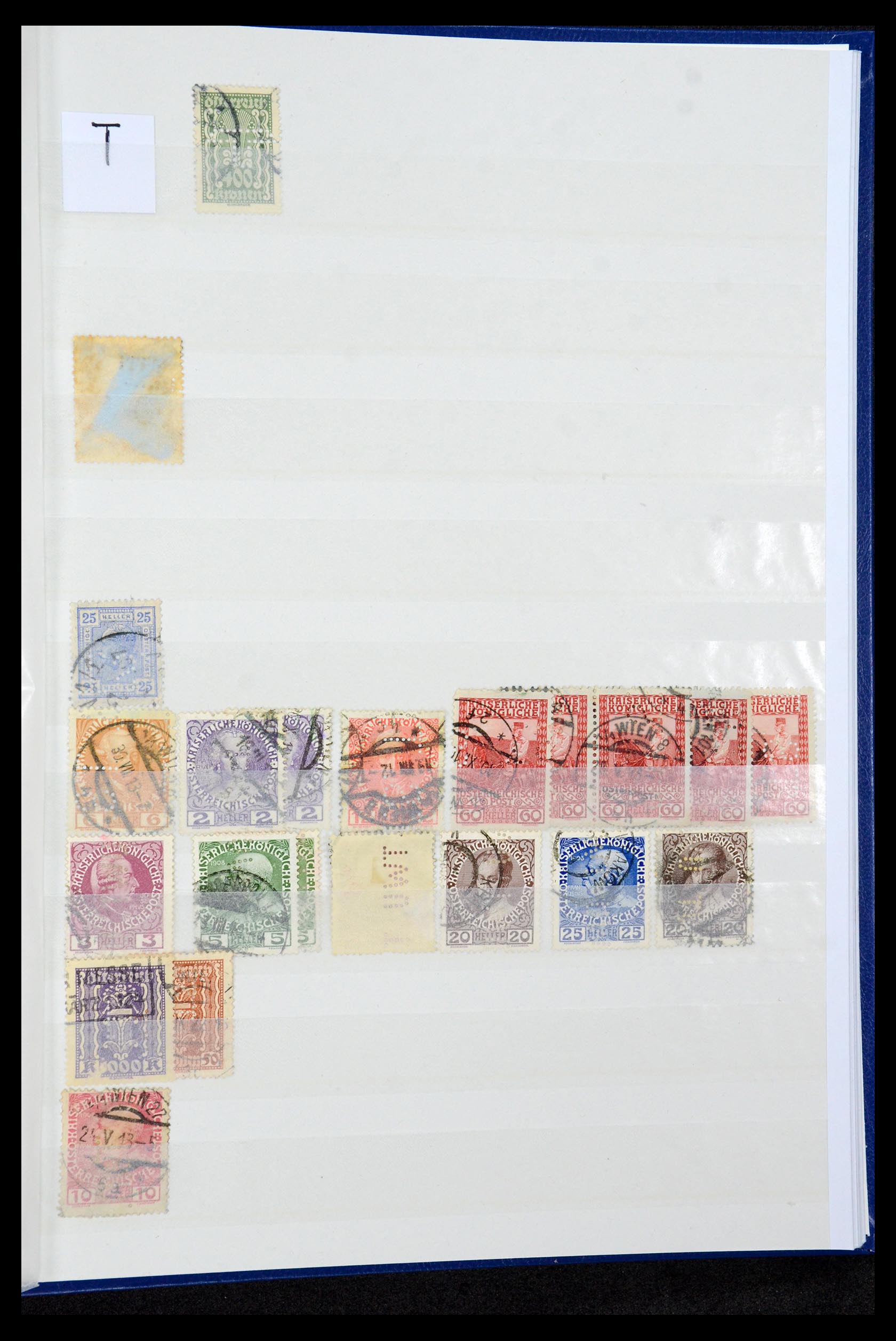 36224 098 - Postzegelverzameling 36224 Wereld perfins 1890-1950.