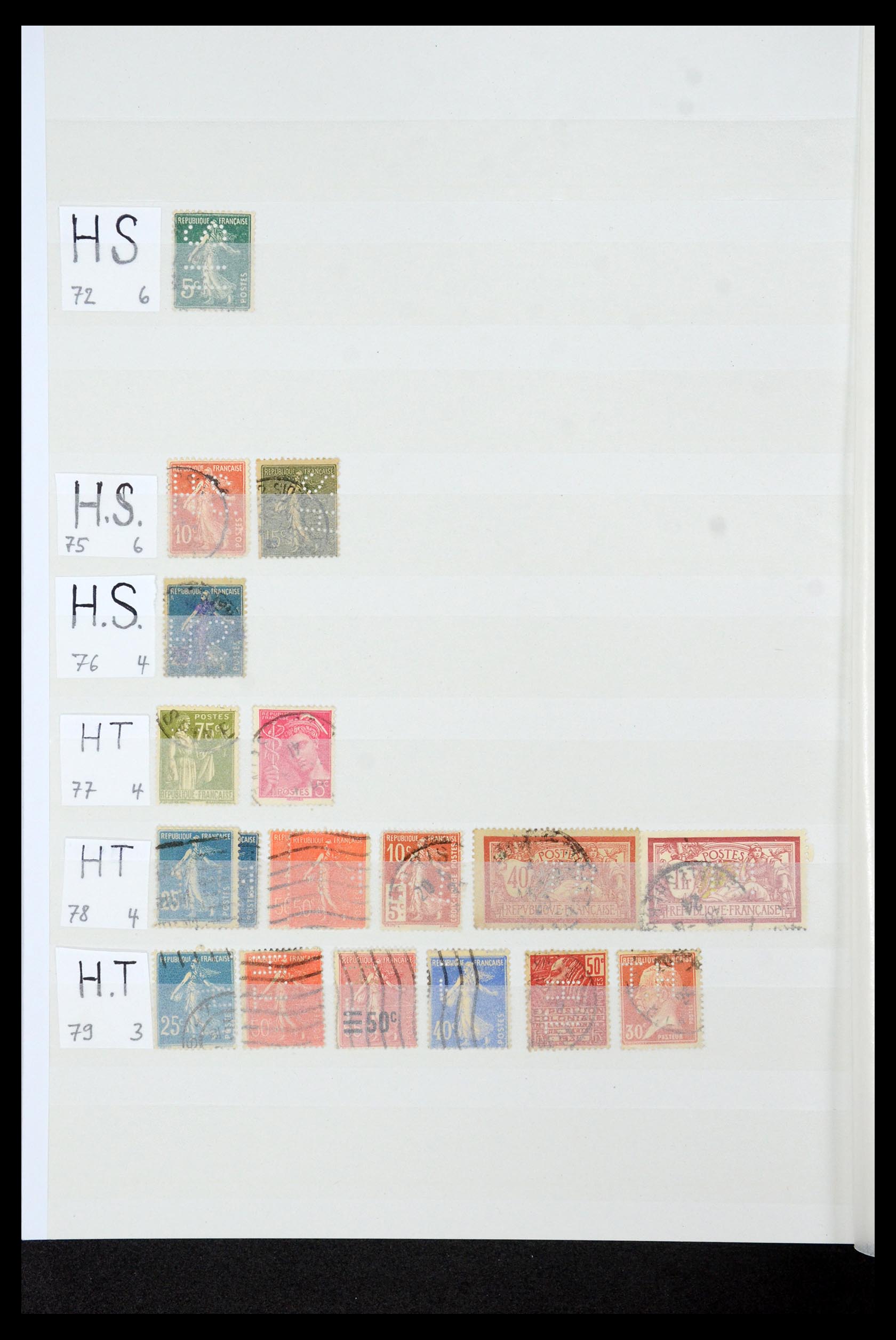 36224 303 - Postzegelverzameling 36224 Wereld perfins 1890-1950.