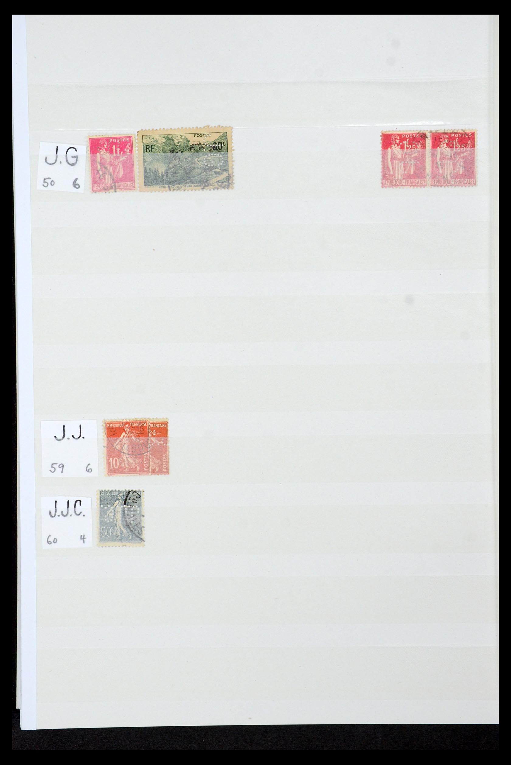 36224 311 - Postzegelverzameling 36224 Wereld perfins 1890-1950.