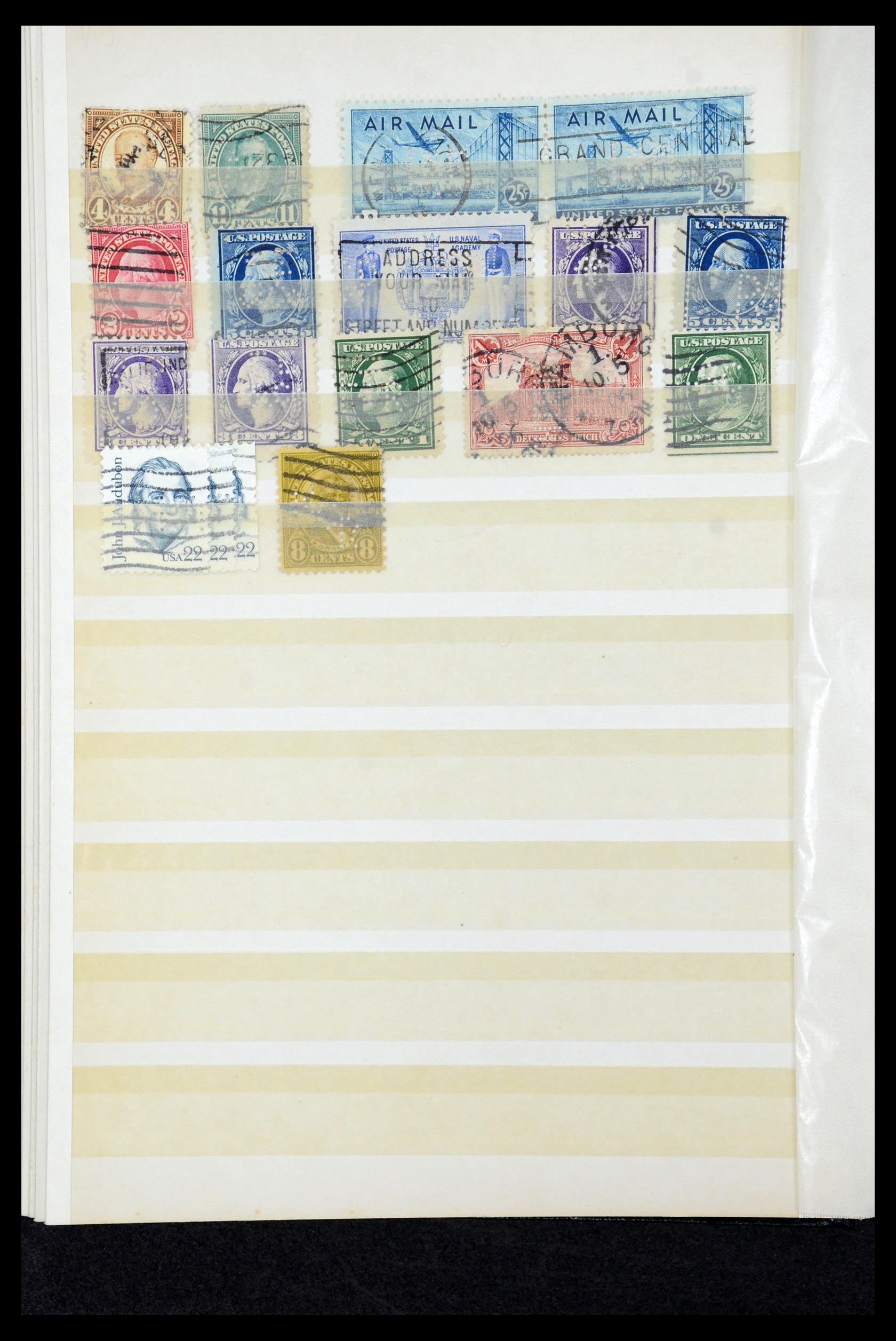 36224 323 - Postzegelverzameling 36224 Wereld perfins 1890-1950.
