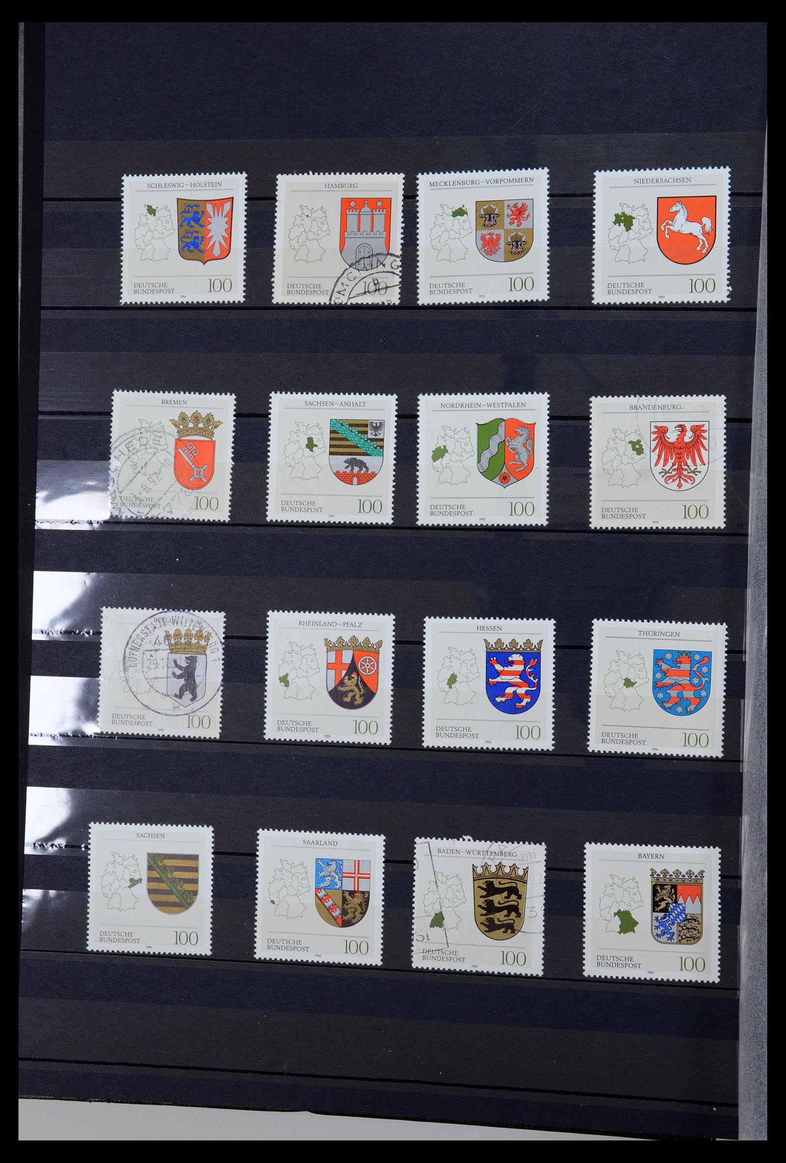 36238 012 - Postzegelverzameling 36238 Motief landkaarten 1900-2000.