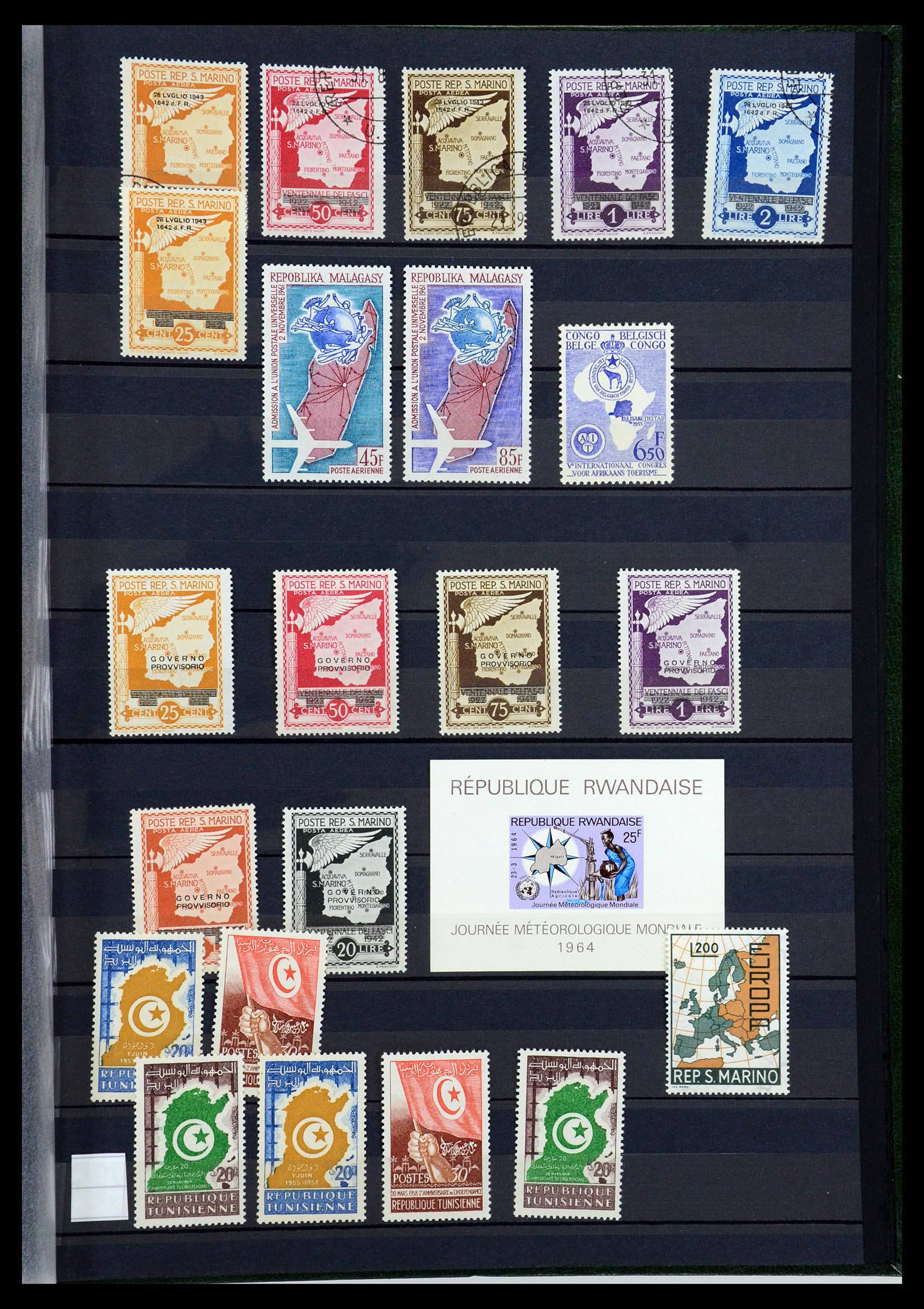 36238 037 - Postzegelverzameling 36238 Motief landkaarten 1900-2000.