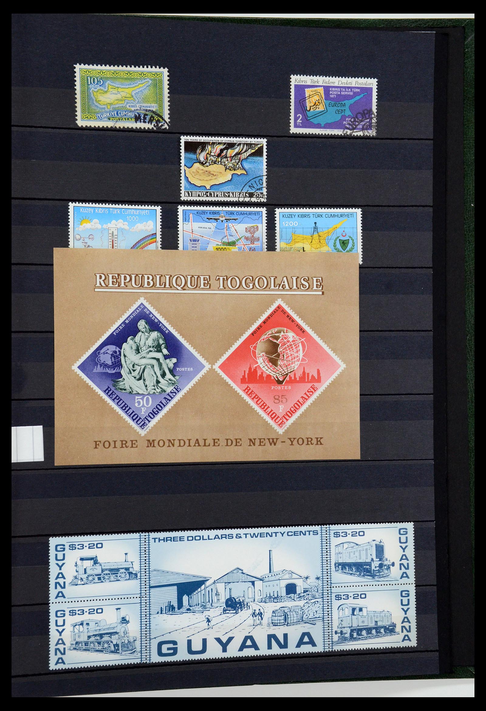 36238 047 - Postzegelverzameling 36238 Motief landkaarten 1900-2000.
