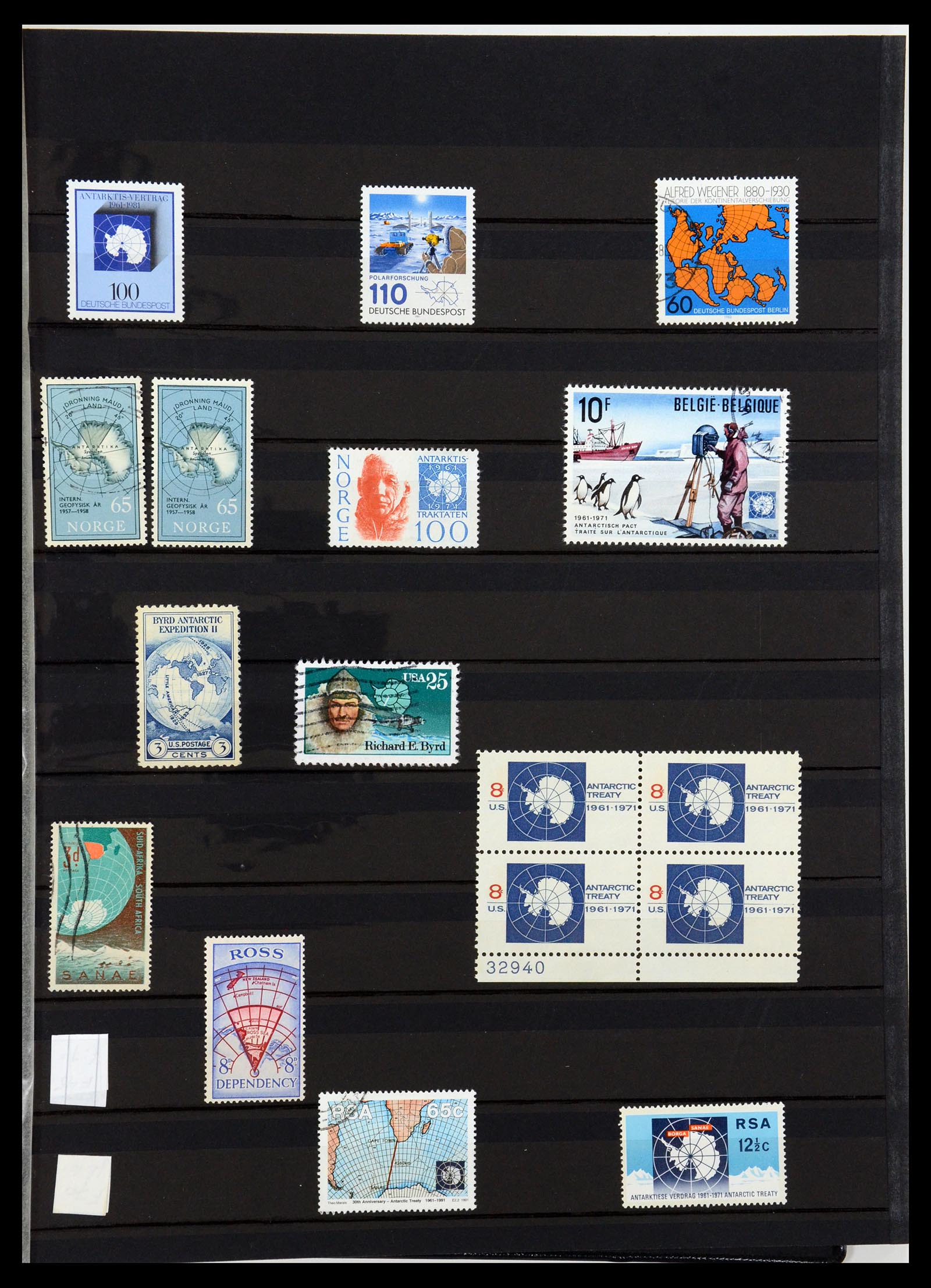36238 302 - Postzegelverzameling 36238 Motief landkaarten 1900-2000.