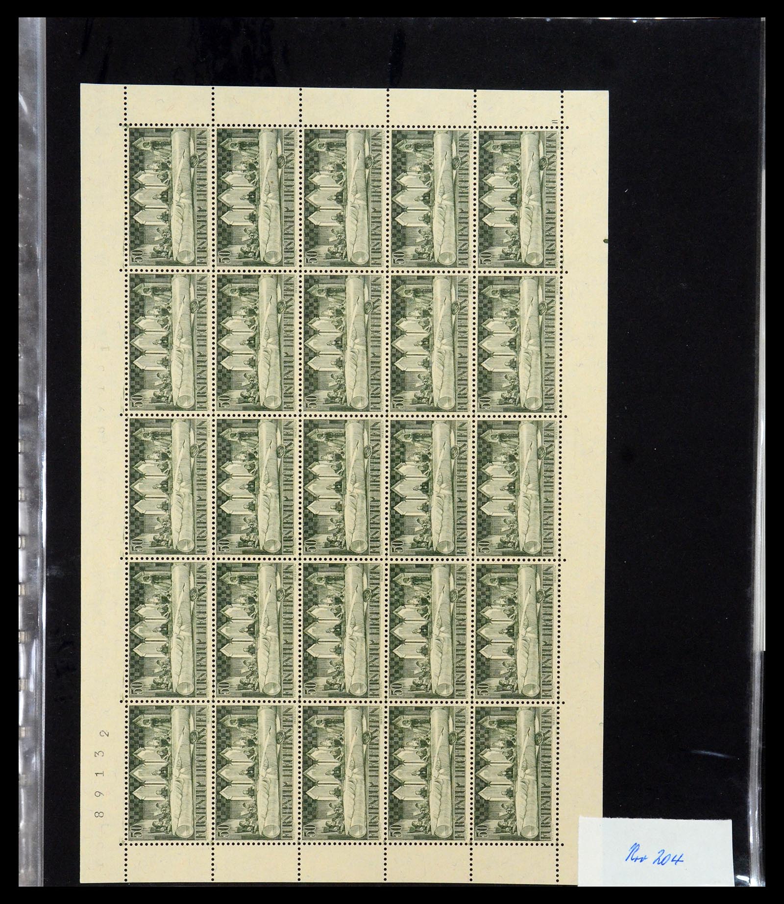 36280 025 - Stamp collection 36280 Liechtenstein souvenir sheets and sheetlets 1934-