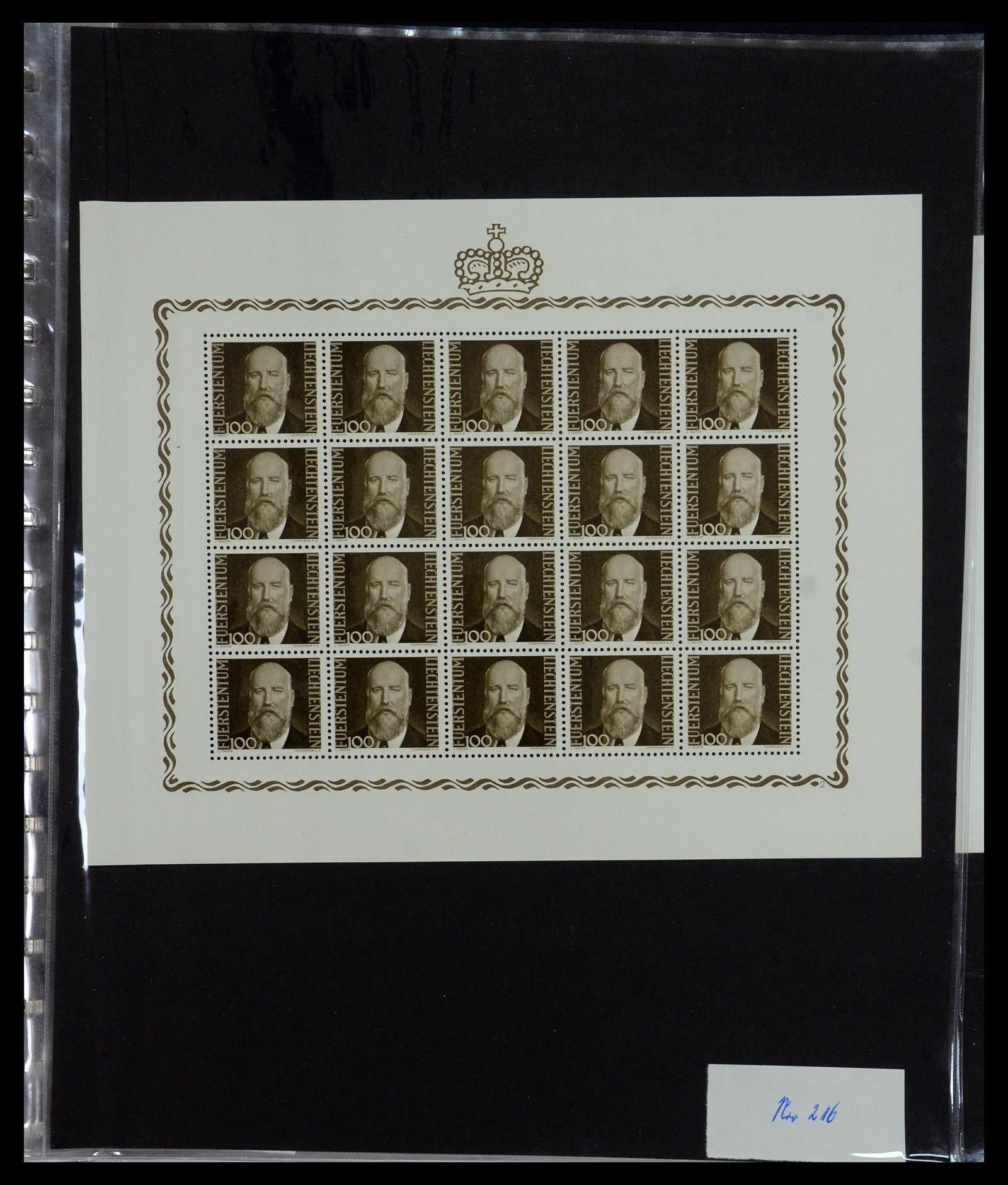36280 033 - Stamp collection 36280 Liechtenstein souvenir sheets and sheetlets 1934-