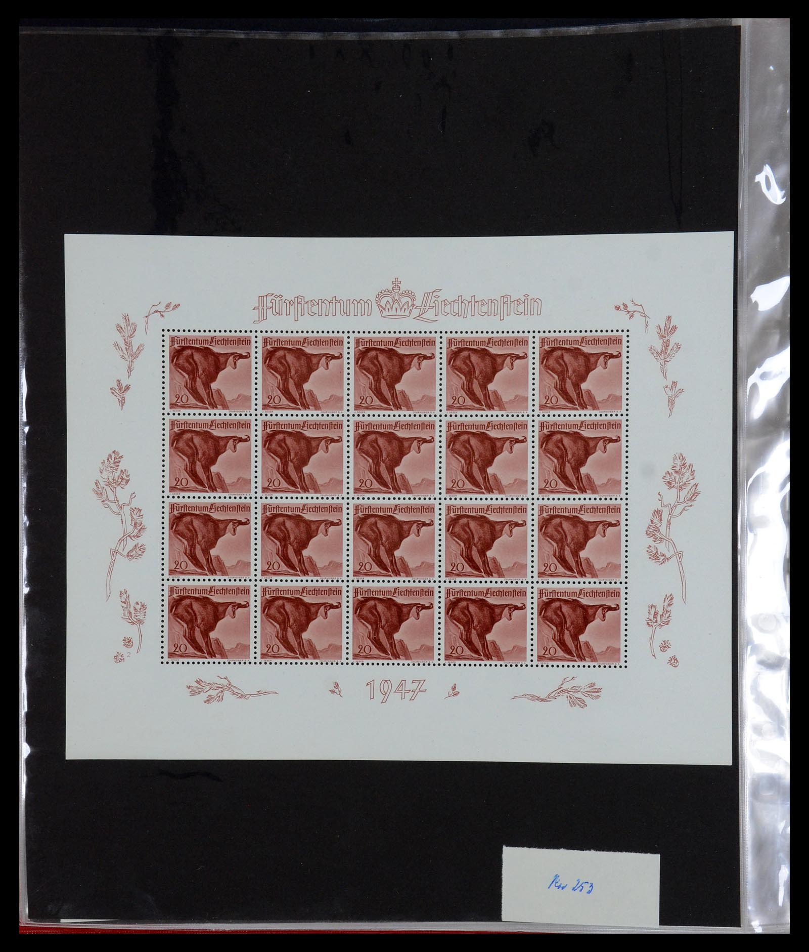 36280 044 - Stamp collection 36280 Liechtenstein souvenir sheets and sheetlets 1934-