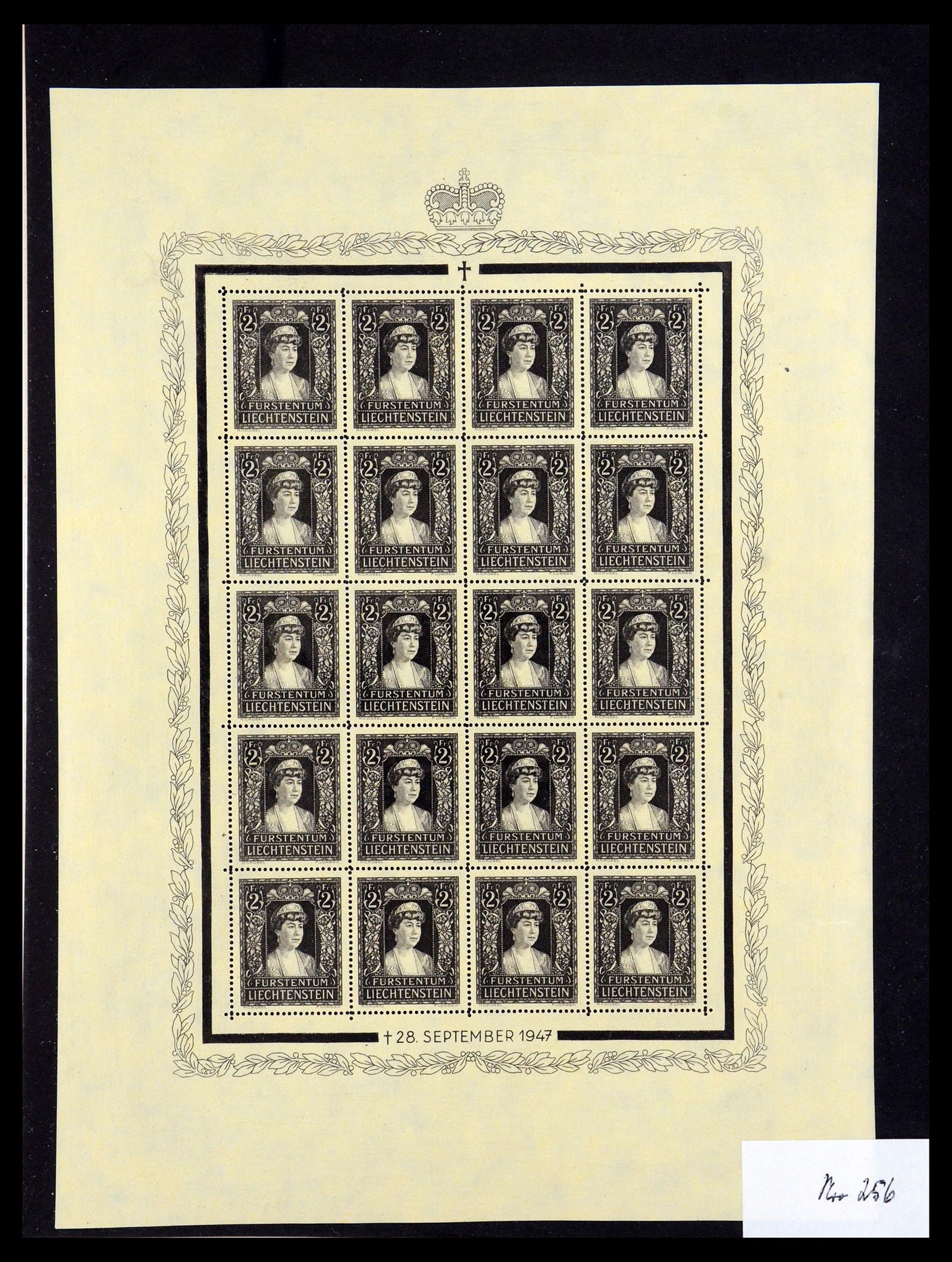 36280 054 - Stamp collection 36280 Liechtenstein souvenir sheets and sheetlets 1934-