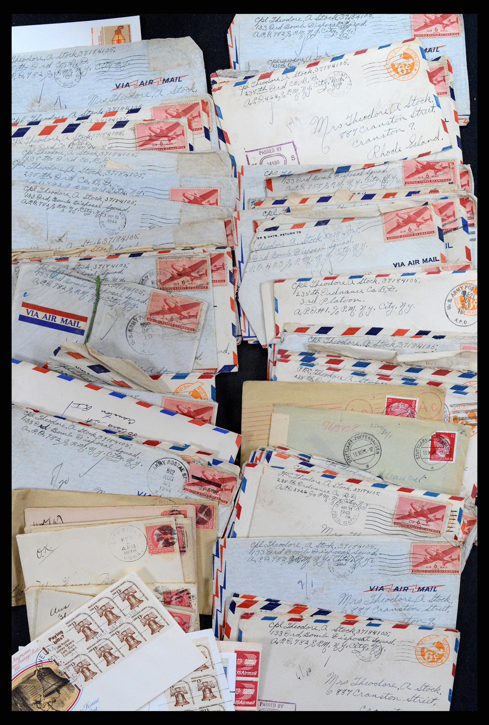 36349 008 - Postzegelverzameling 36349 Wereld brieven en FDC's 1870-2000.