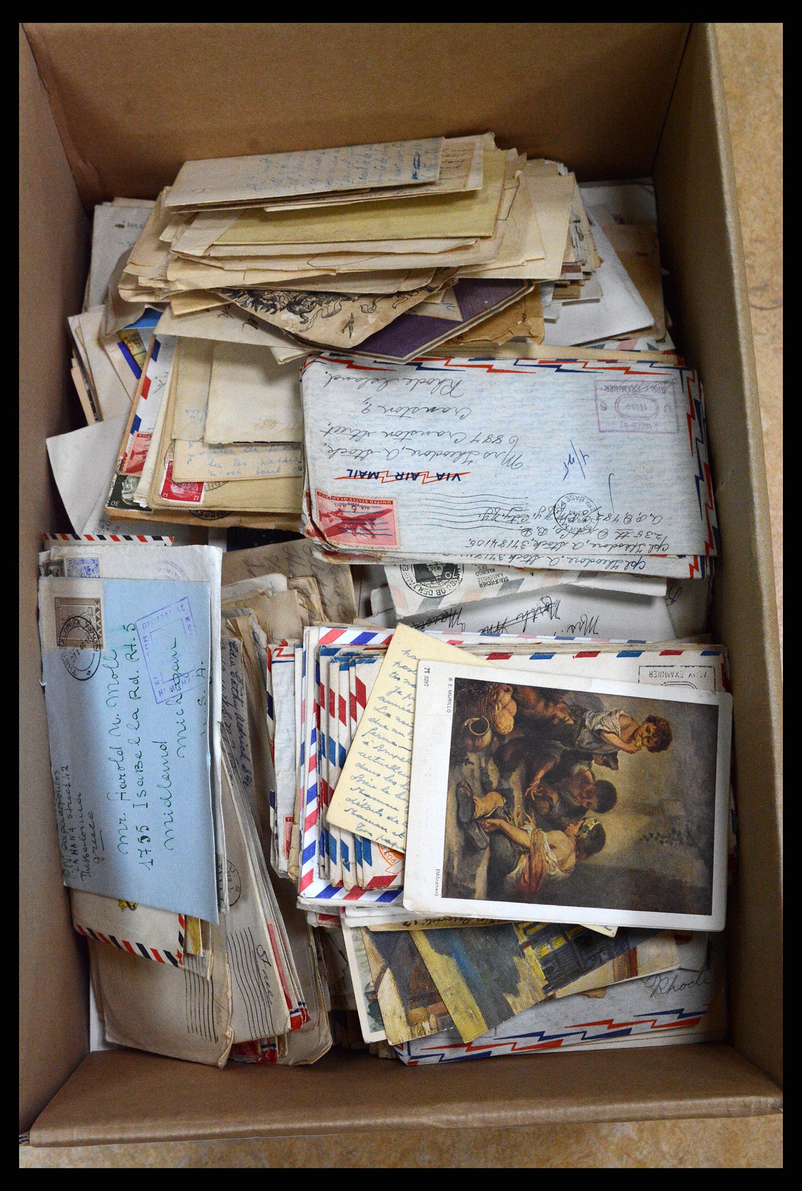 36349 015 - Postzegelverzameling 36349 Wereld brieven en FDC's 1870-2000.