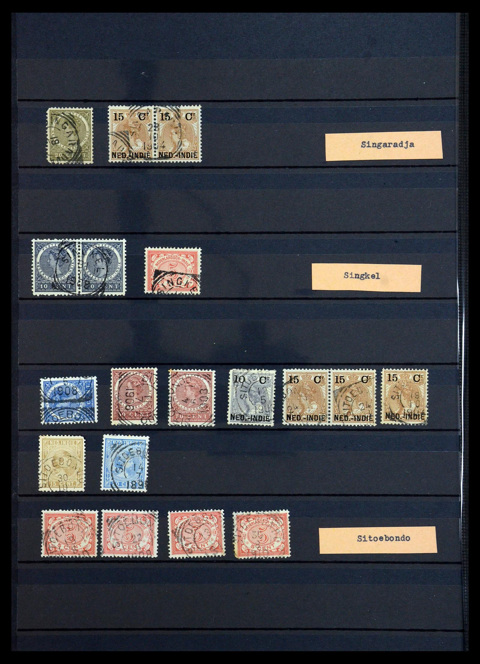 36371 046 - Postzegelverzameling 36371 Nederlands Indië stempels.