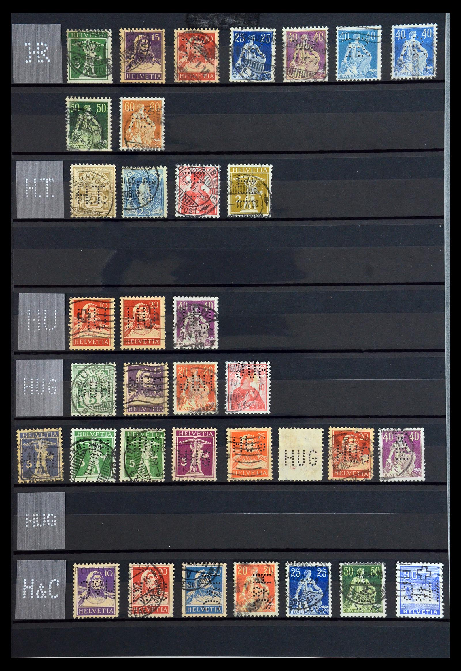 36372 026 - Postzegelverzameling 36372 Zwitserland perfins 1880-1960.