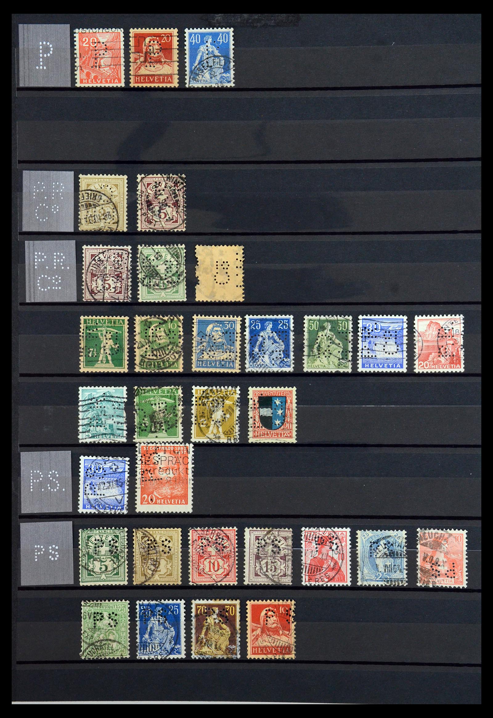 36372 038 - Postzegelverzameling 36372 Zwitserland perfins 1880-1960.