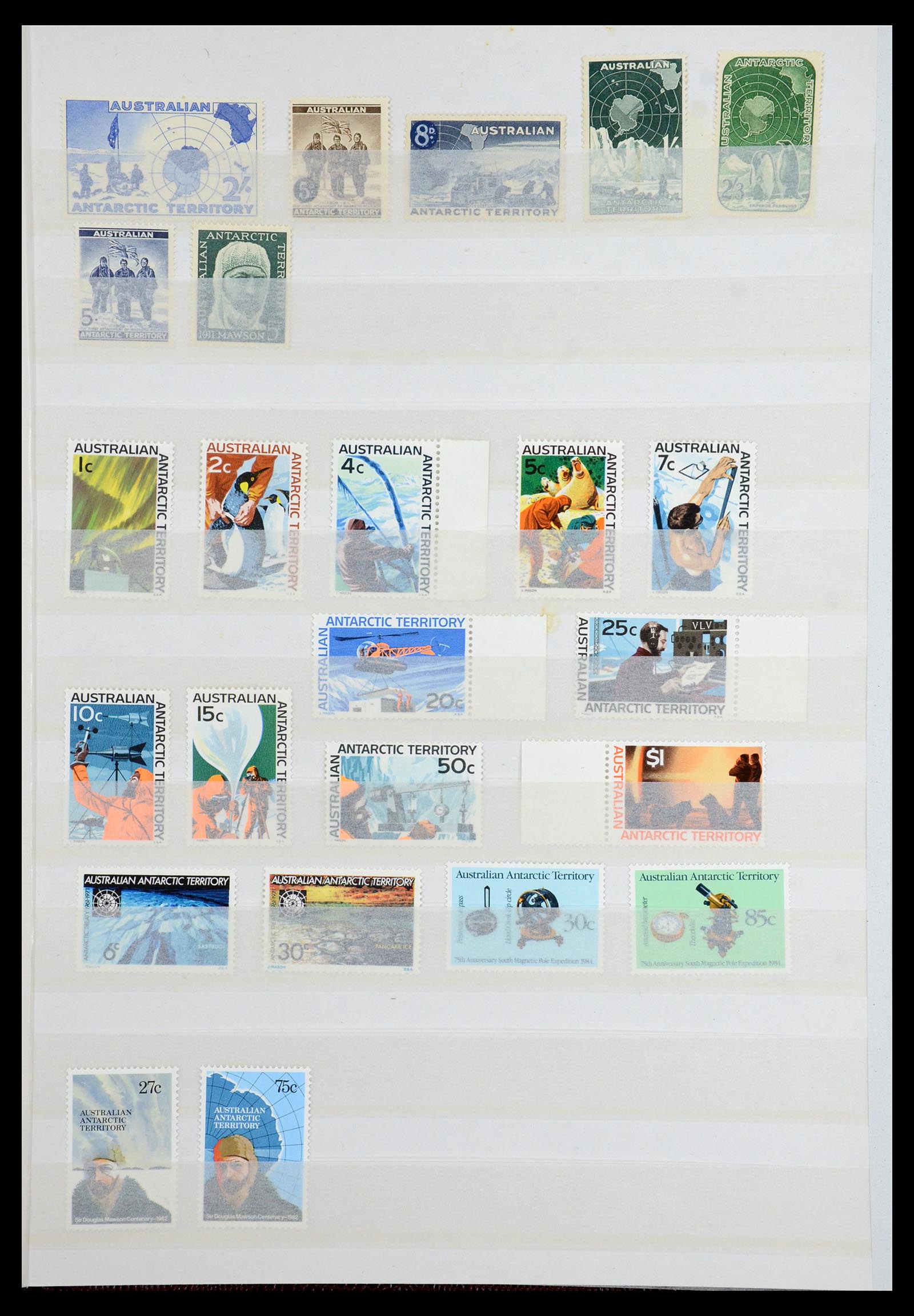 36373 029 - Postzegelverzameling 36373 Frans Antarctica 1955-2011.