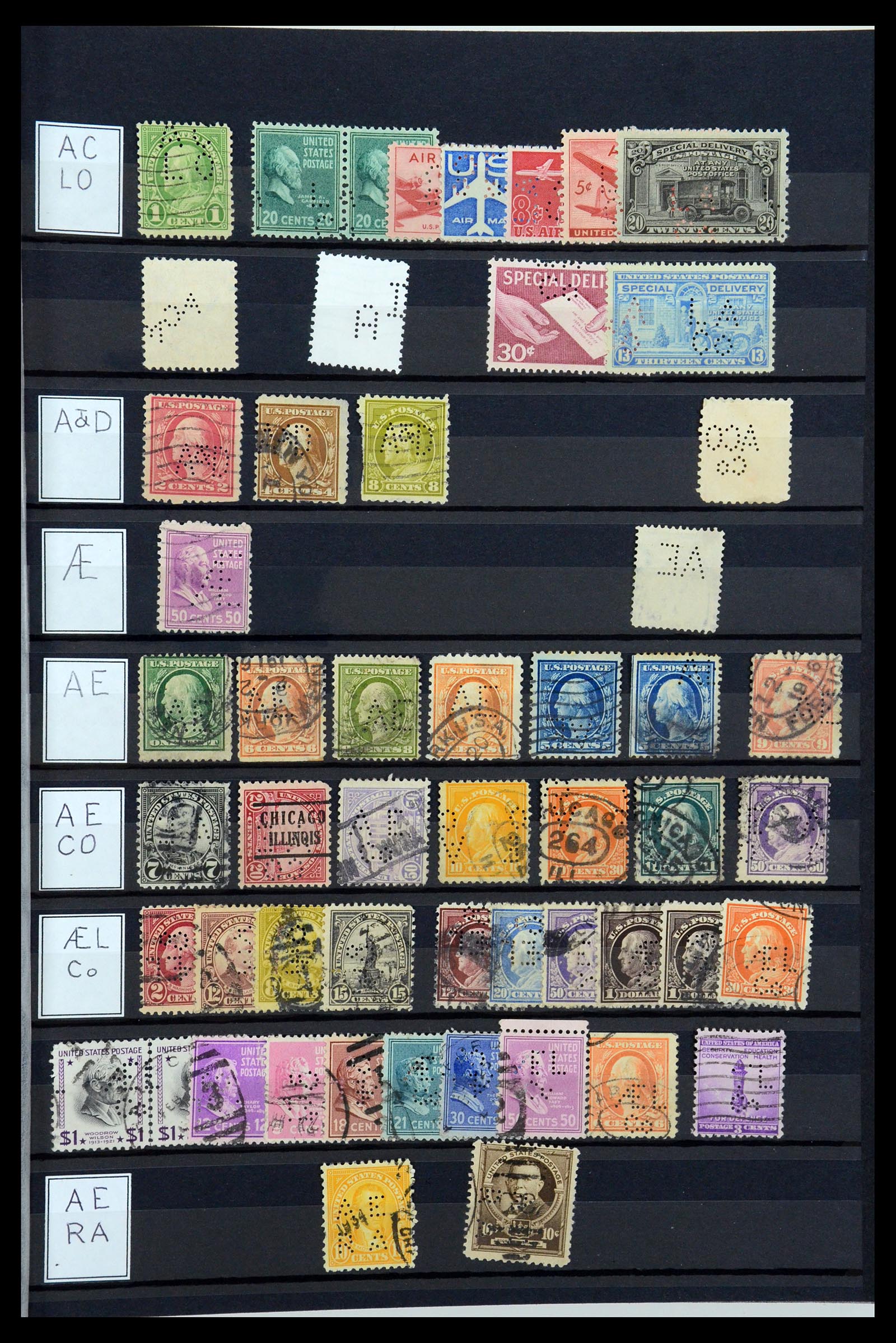 36388 003 - Postzegelverzameling 36388 USA perfins.