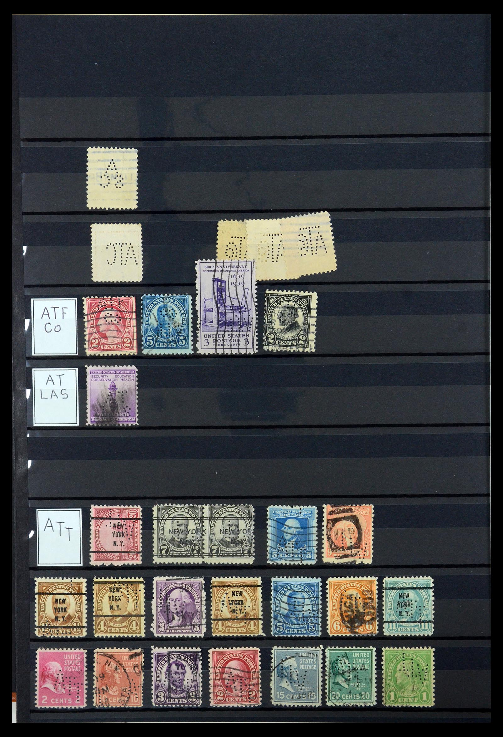 36388 009 - Postzegelverzameling 36388 USA perfins.
