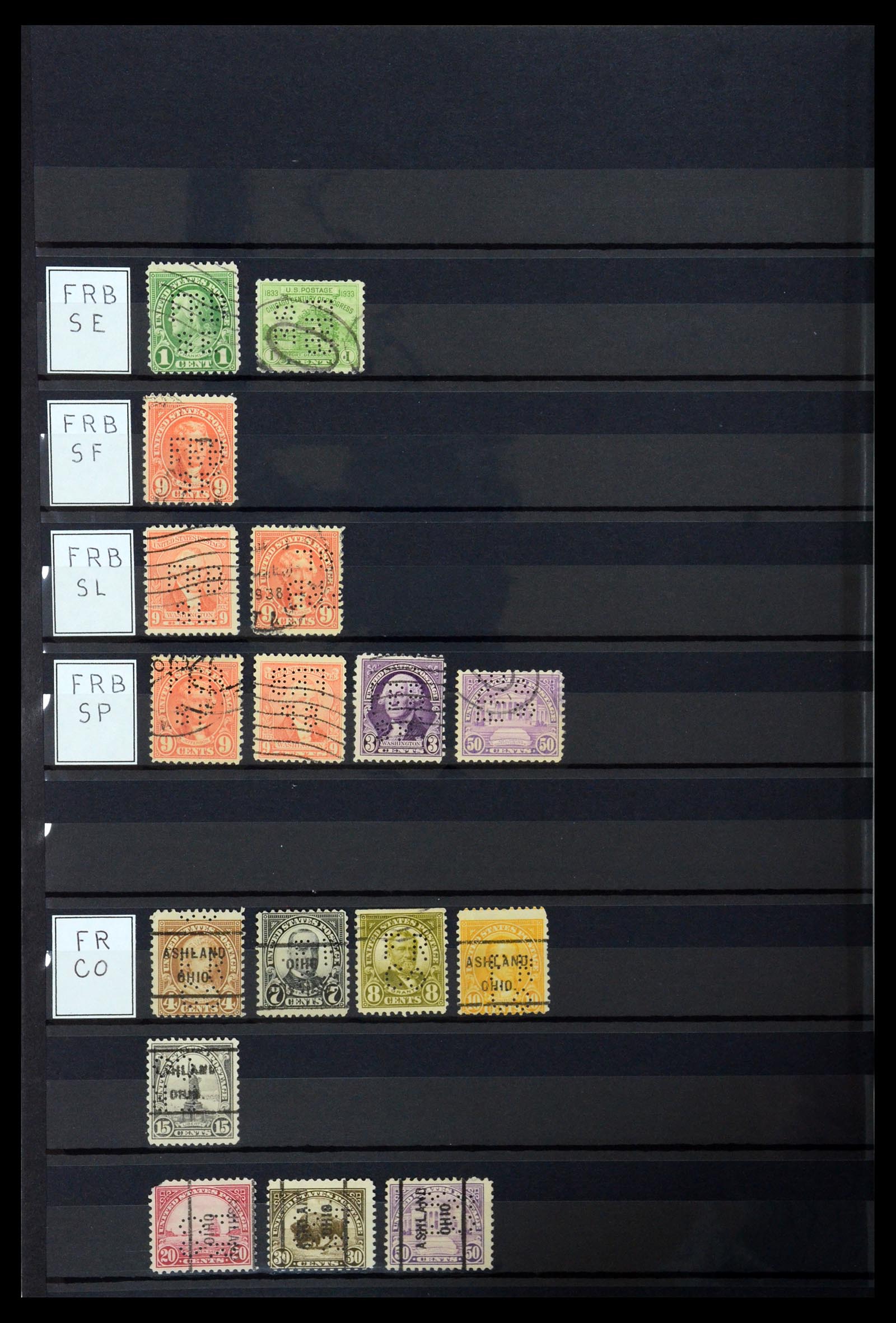 36388 050 - Postzegelverzameling 36388 USA perfins.