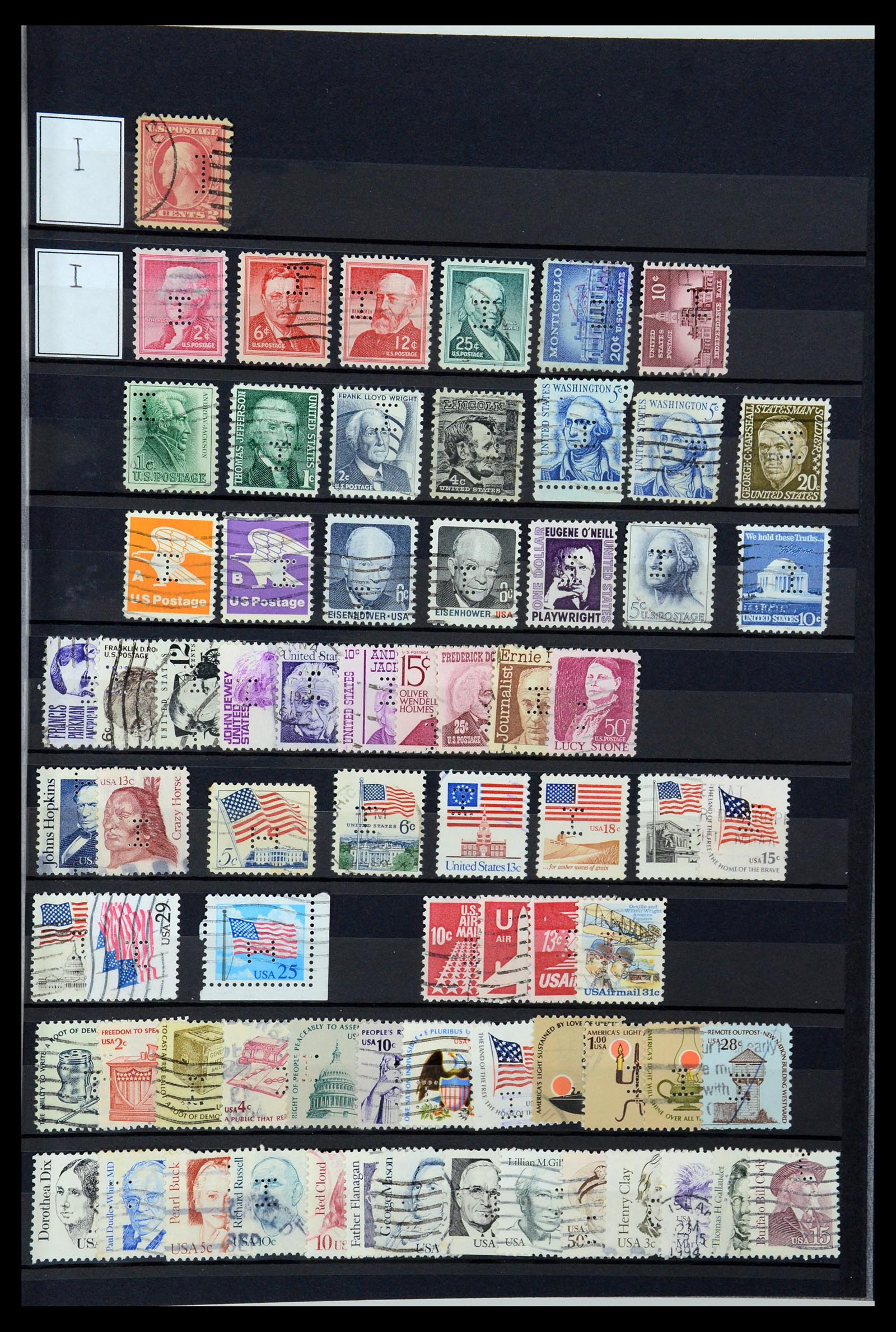 36388 067 - Postzegelverzameling 36388 USA perfins.