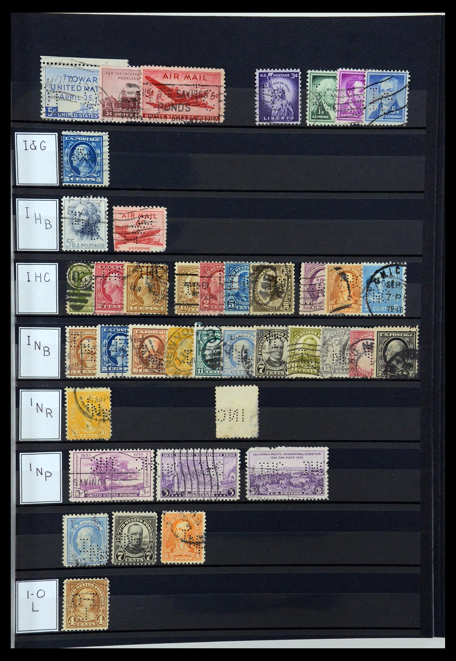 36388 069 - Postzegelverzameling 36388 USA perfins.