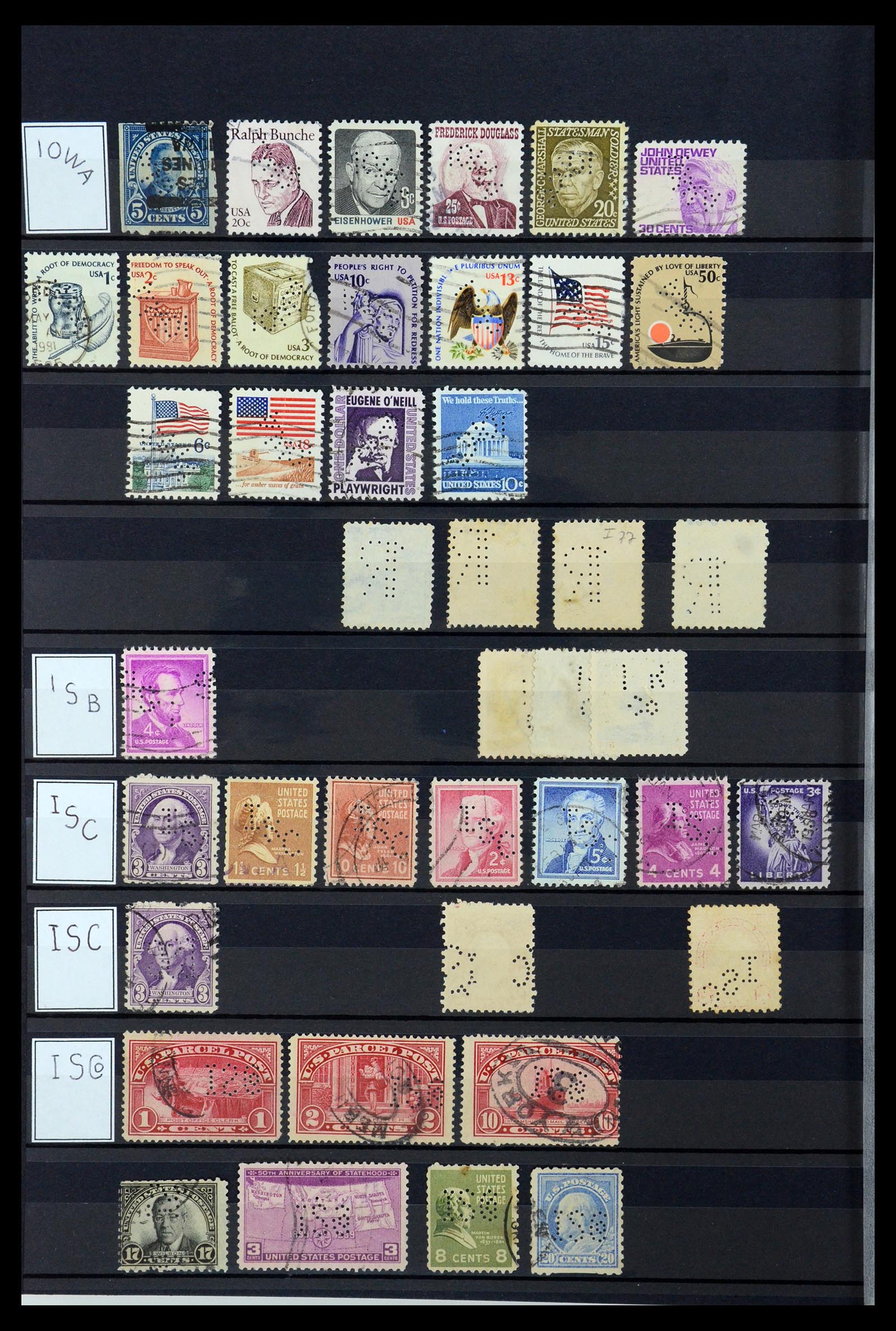 36388 070 - Postzegelverzameling 36388 USA perfins.