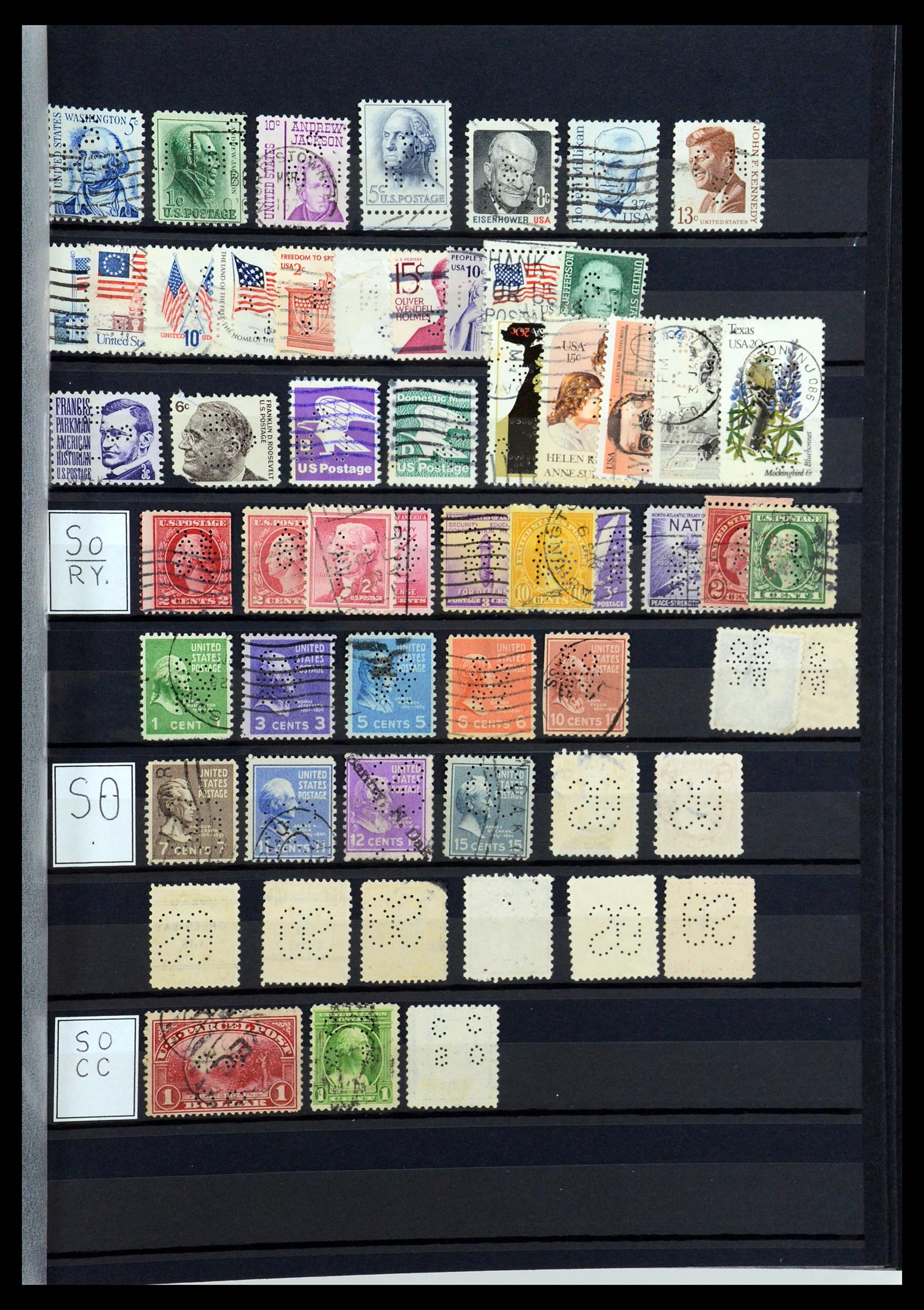 36388 131 - Postzegelverzameling 36388 USA perfins.