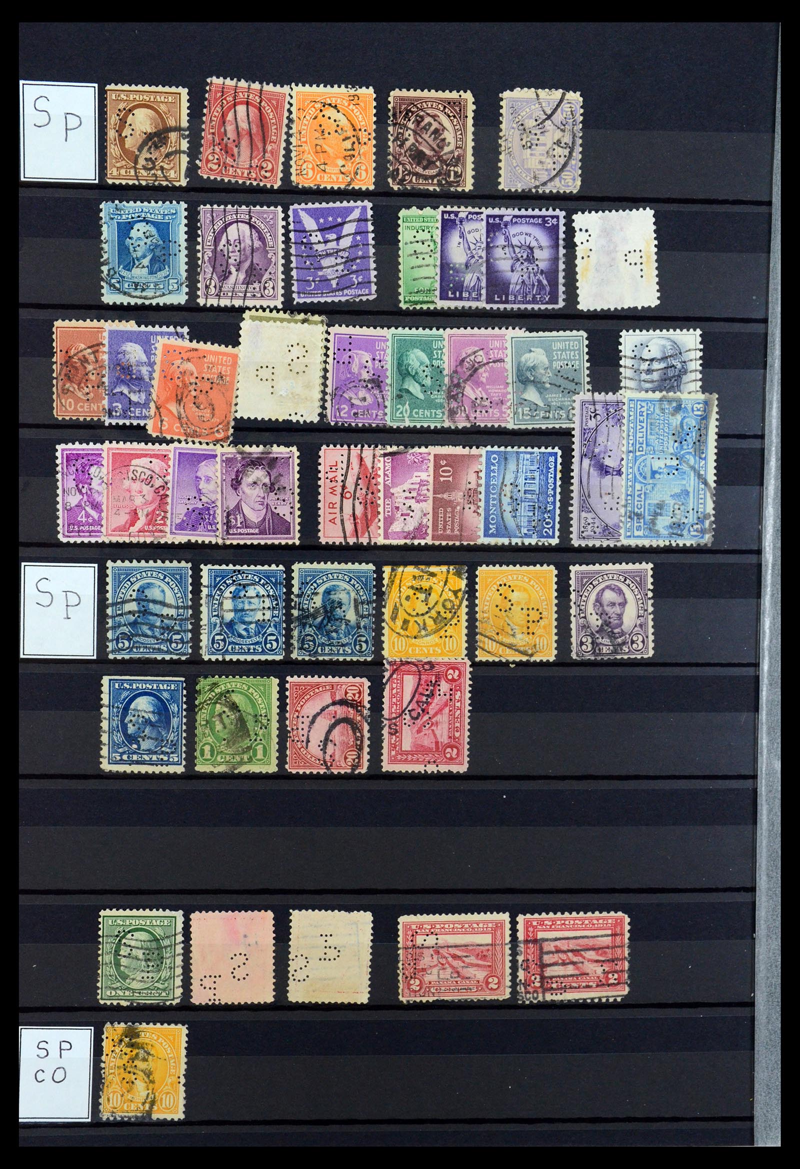 36388 132 - Postzegelverzameling 36388 USA perfins.