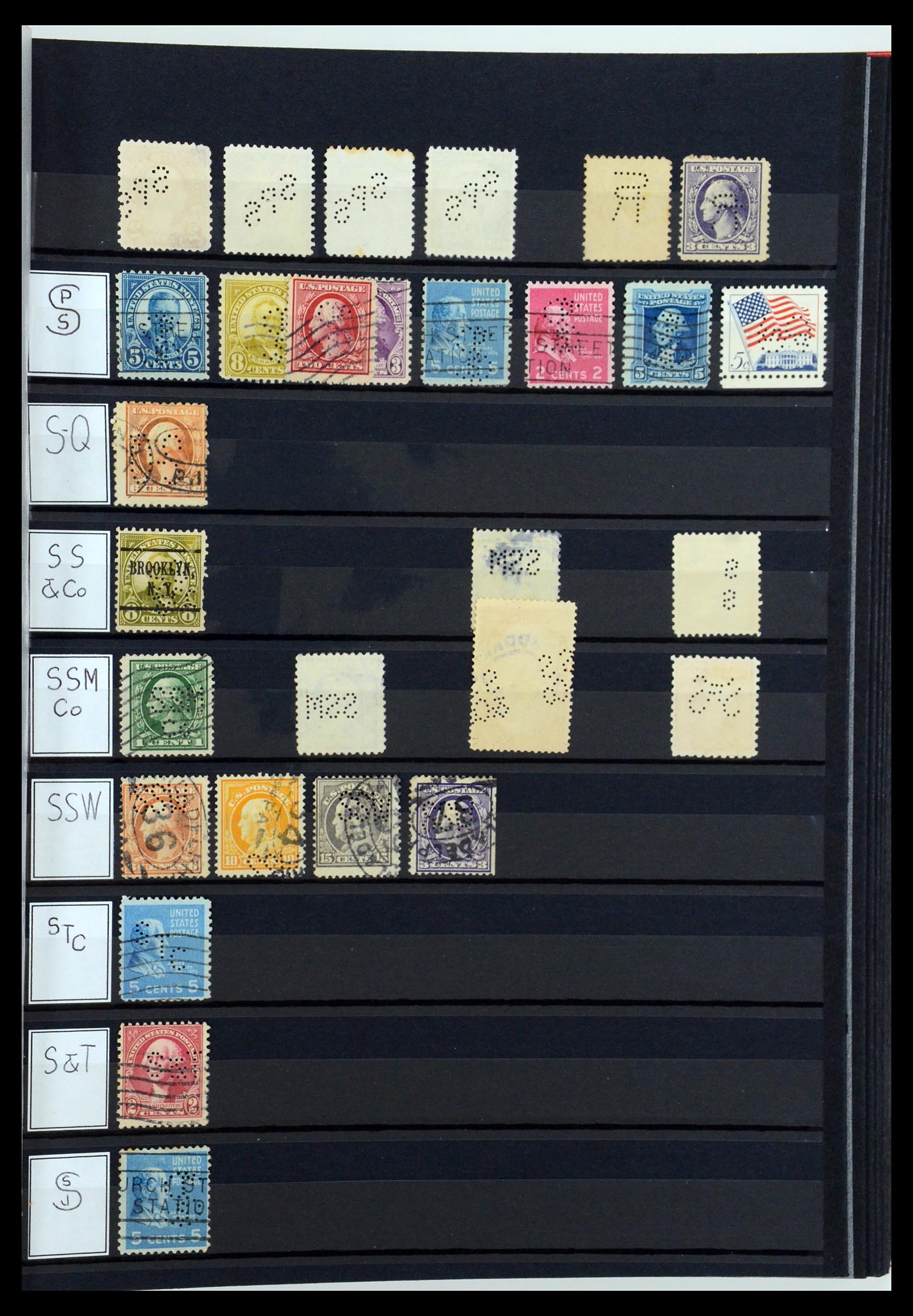 36388 133 - Postzegelverzameling 36388 USA perfins.