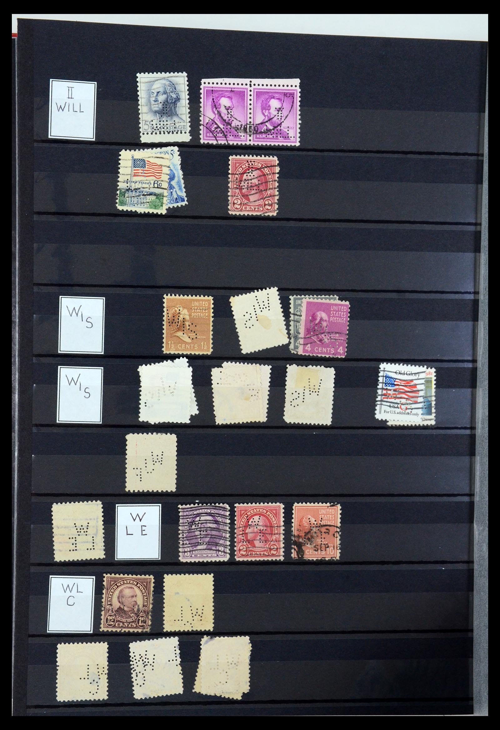 36388 157 - Postzegelverzameling 36388 USA perfins.