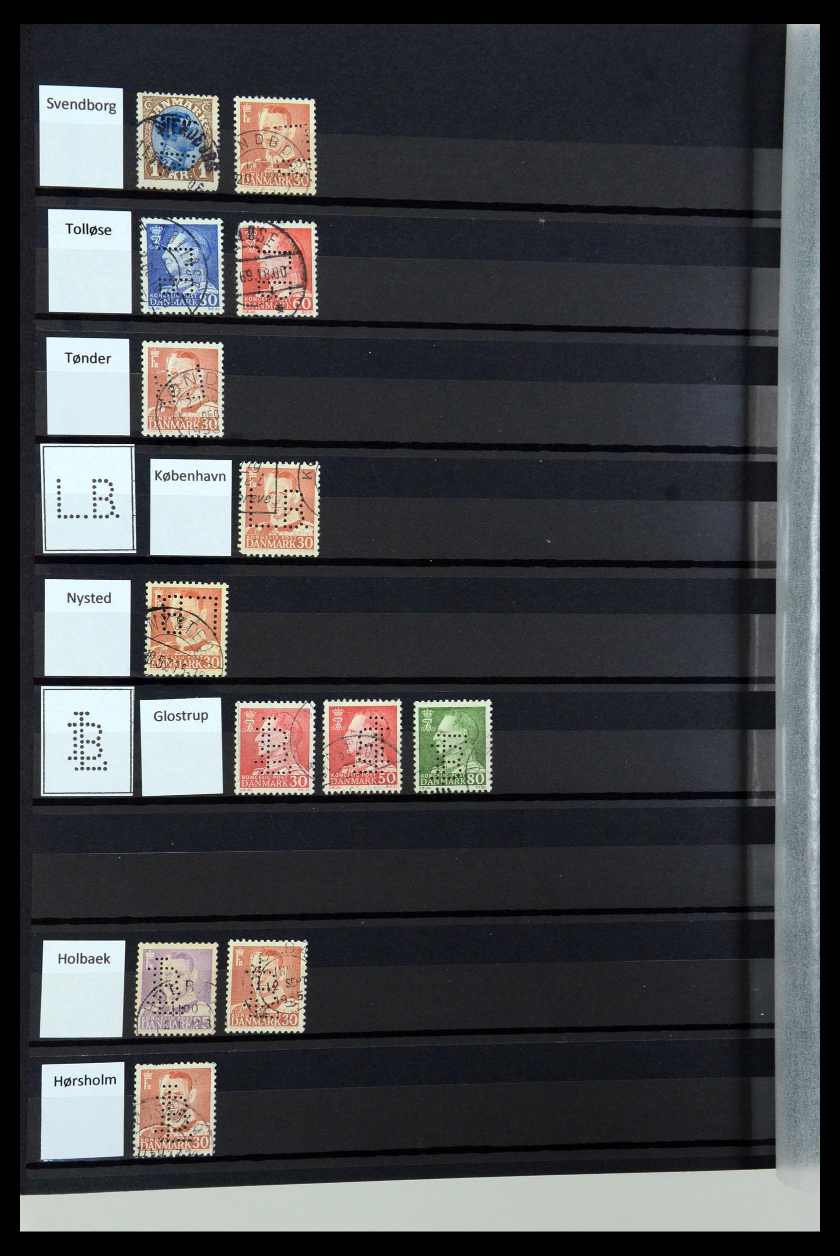 36396 087 - Postzegelverzameling 36396 Denemarken perfins.