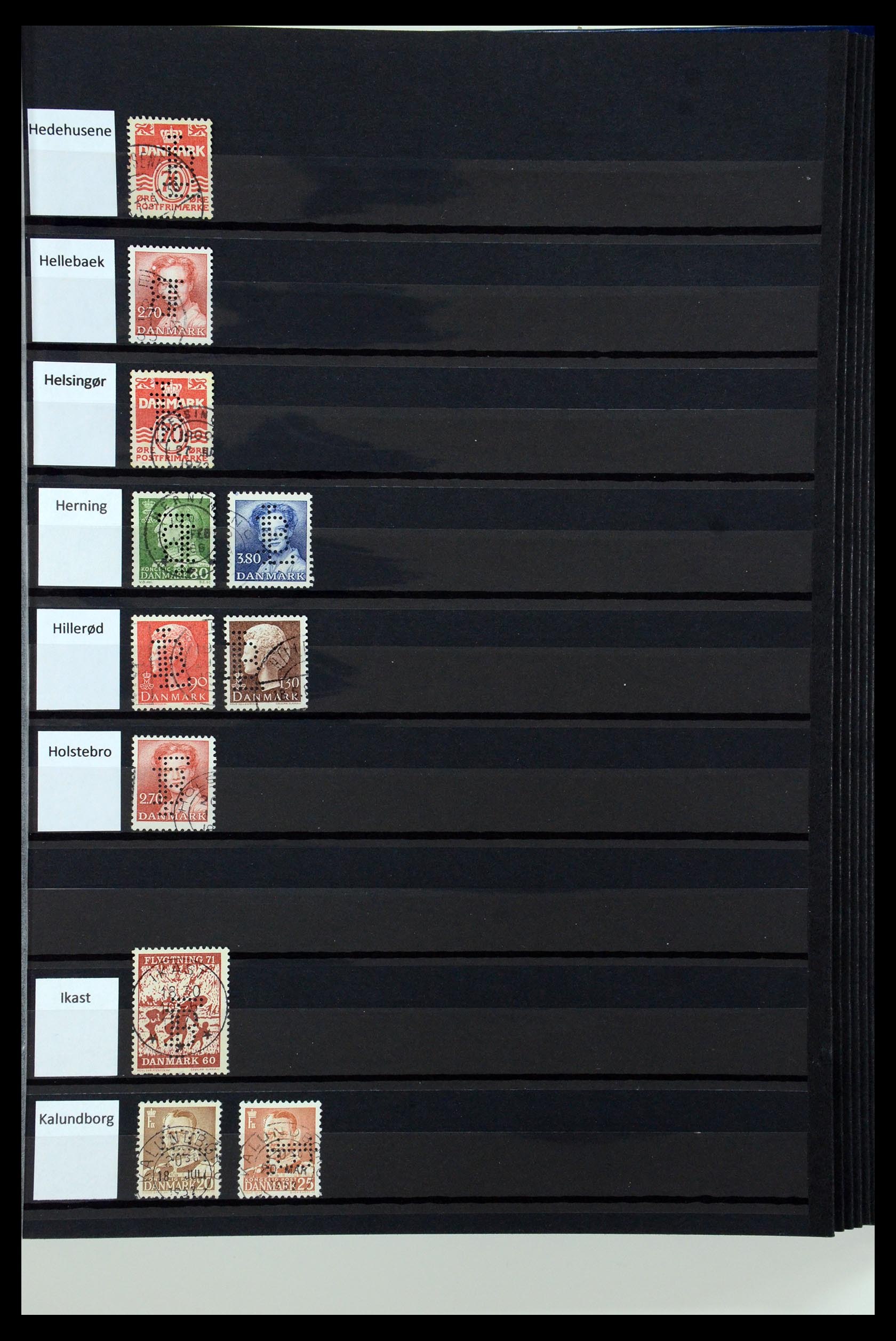 36396 090 - Postzegelverzameling 36396 Denemarken perfins.