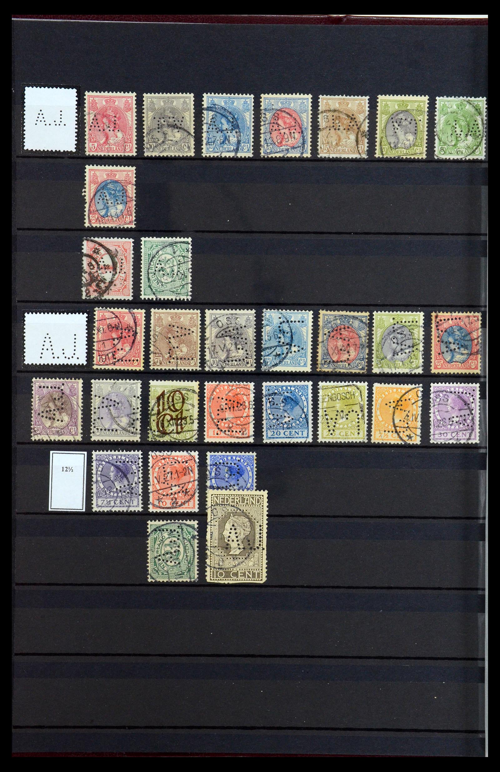 36400 006 - Postzegelverzameling 36400 Nederland perfins 1872-1980.