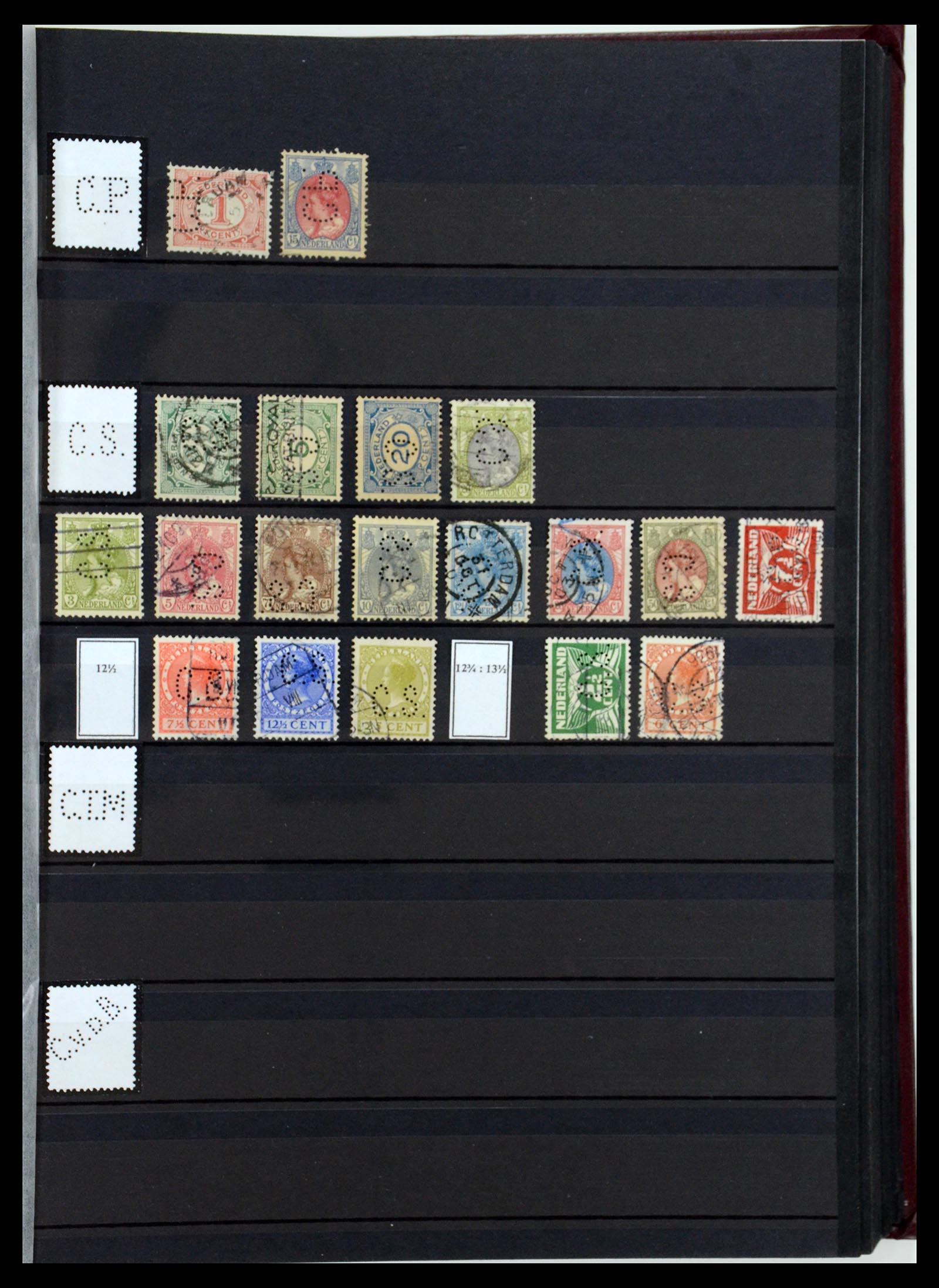 36400 029 - Postzegelverzameling 36400 Nederland perfins 1872-1980.