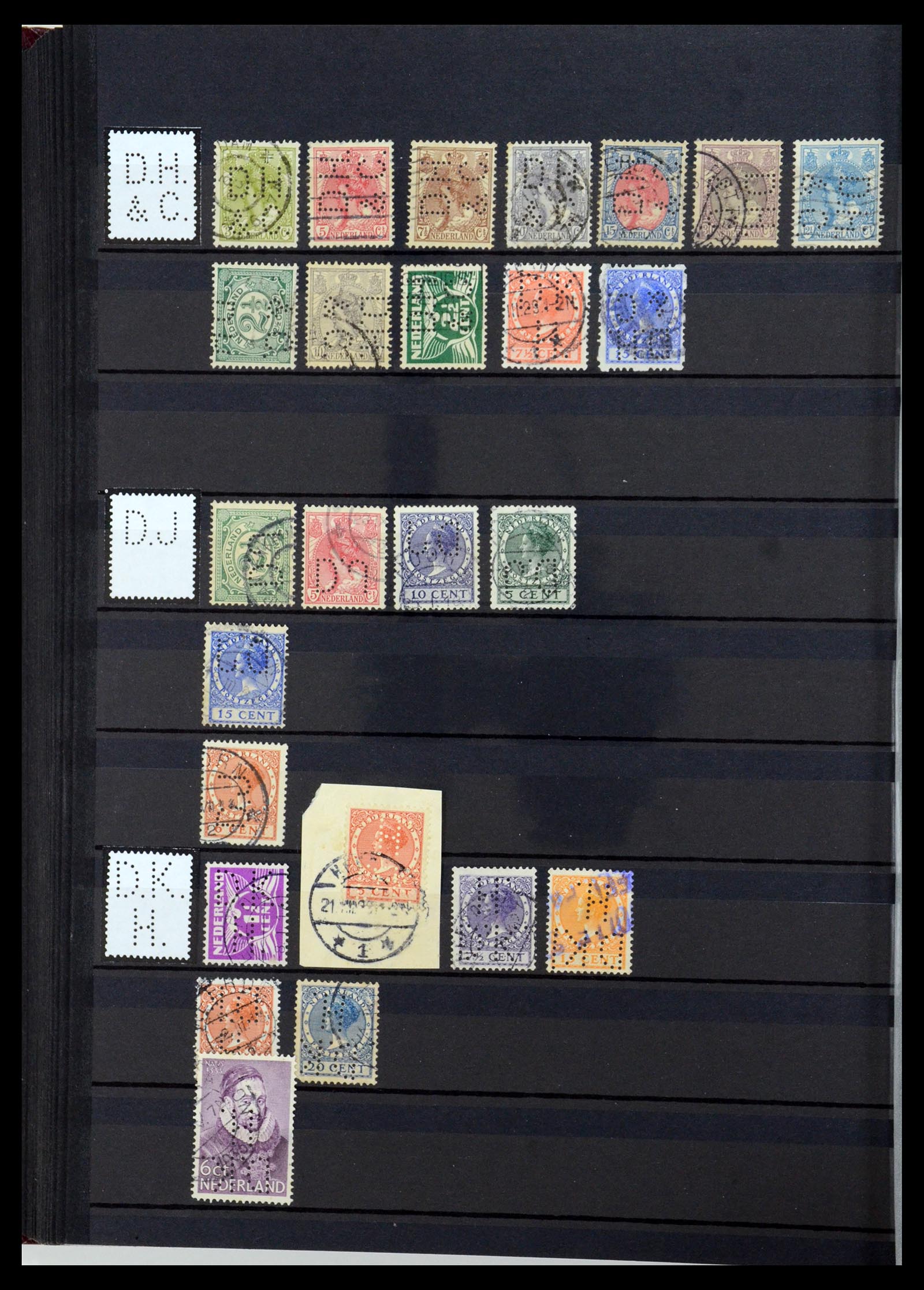 36400 038 - Postzegelverzameling 36400 Nederland perfins 1872-1980.