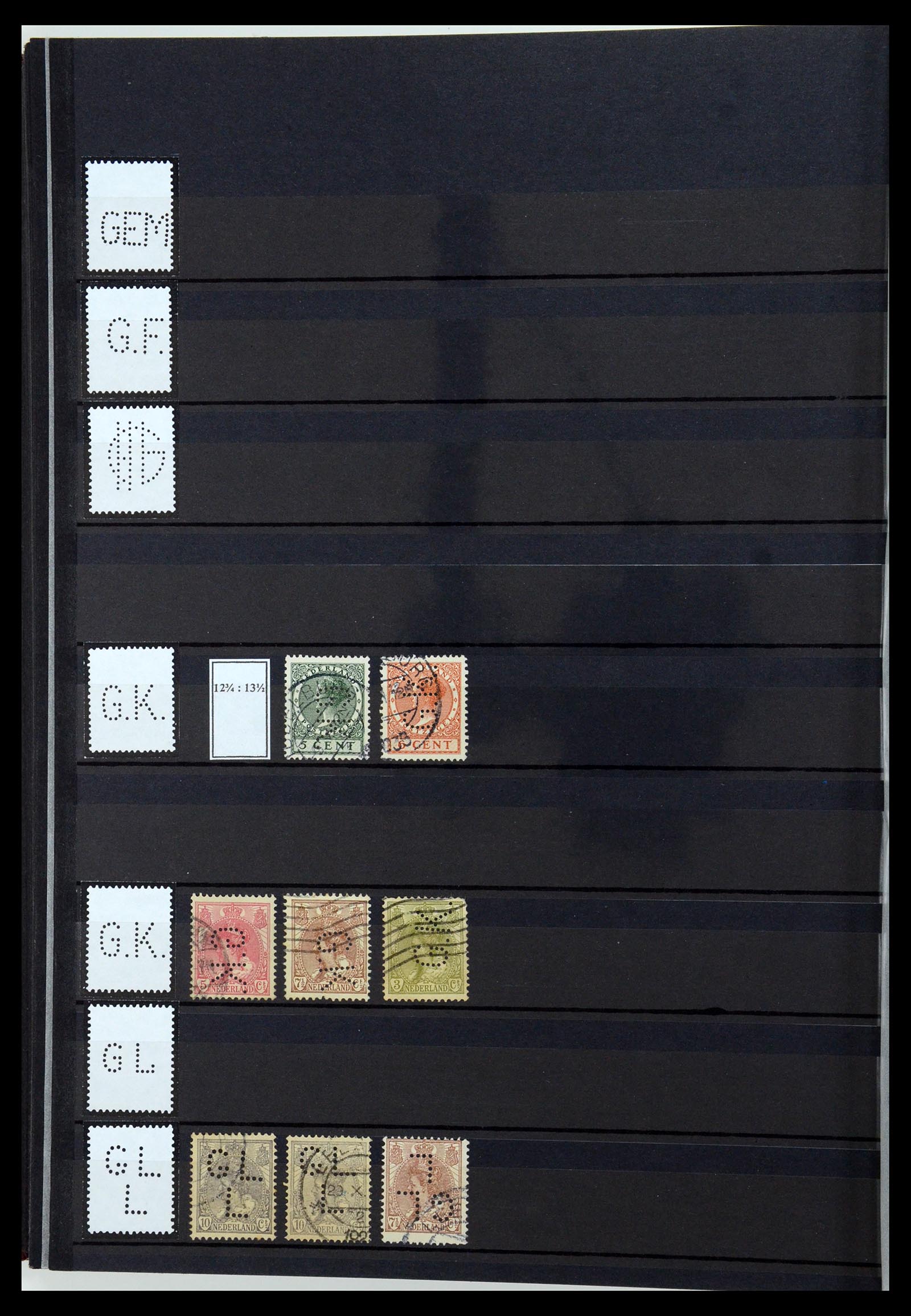 36400 052 - Postzegelverzameling 36400 Nederland perfins 1872-1980.