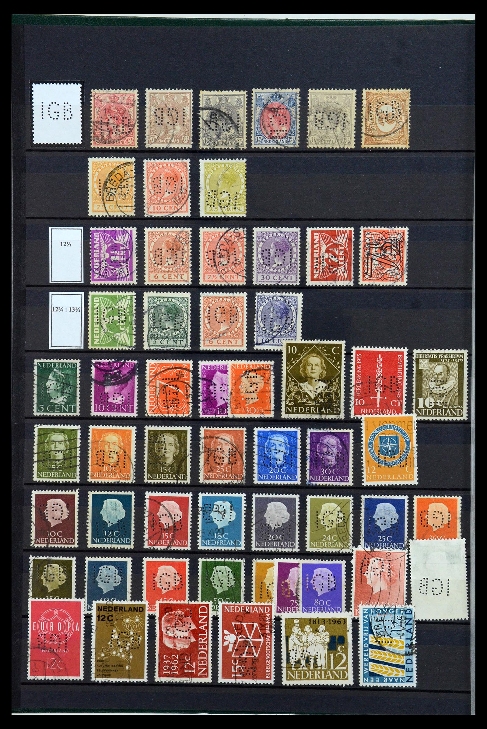 36400 072 - Postzegelverzameling 36400 Nederland perfins 1872-1980.
