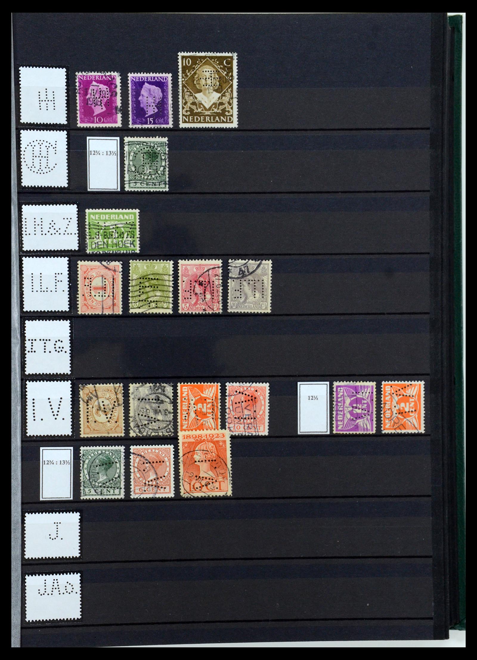 36400 073 - Postzegelverzameling 36400 Nederland perfins 1872-1980.