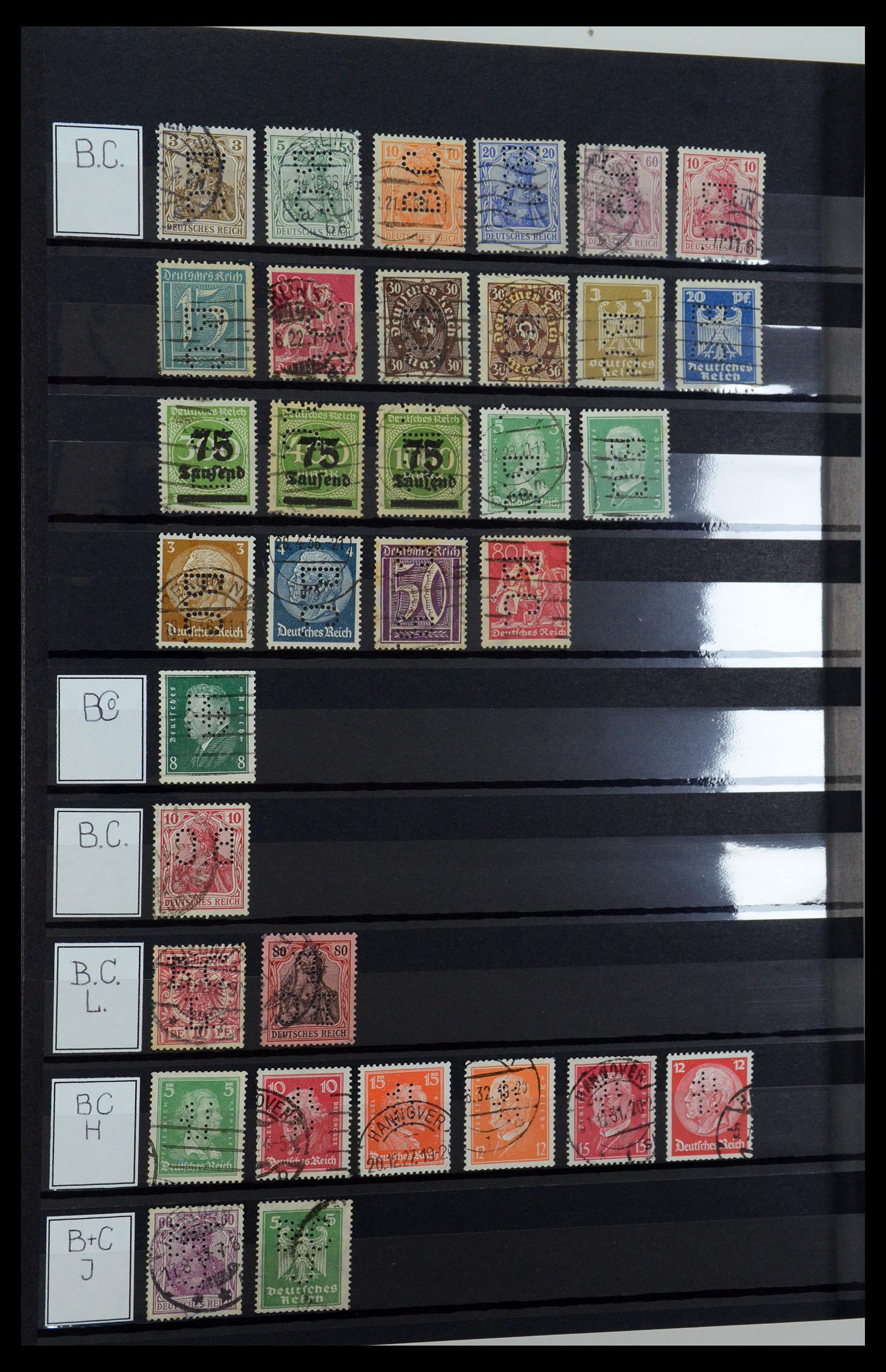 36405 036 - Postzegelverzameling 36405 Duitse Rijk perfins 1880-1945.