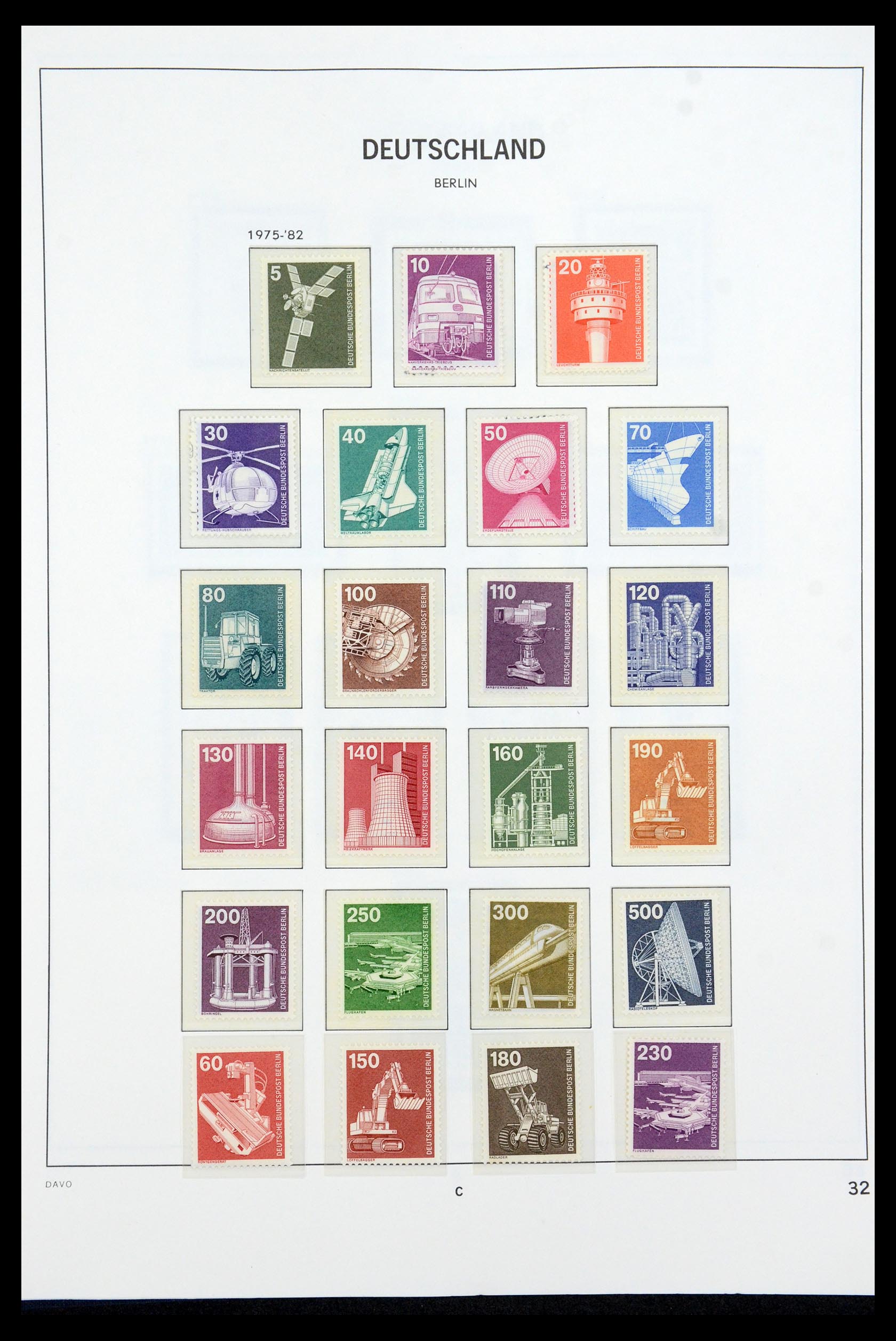 36426 032 - Stamp collection 36426 Berlin 1948-1990.