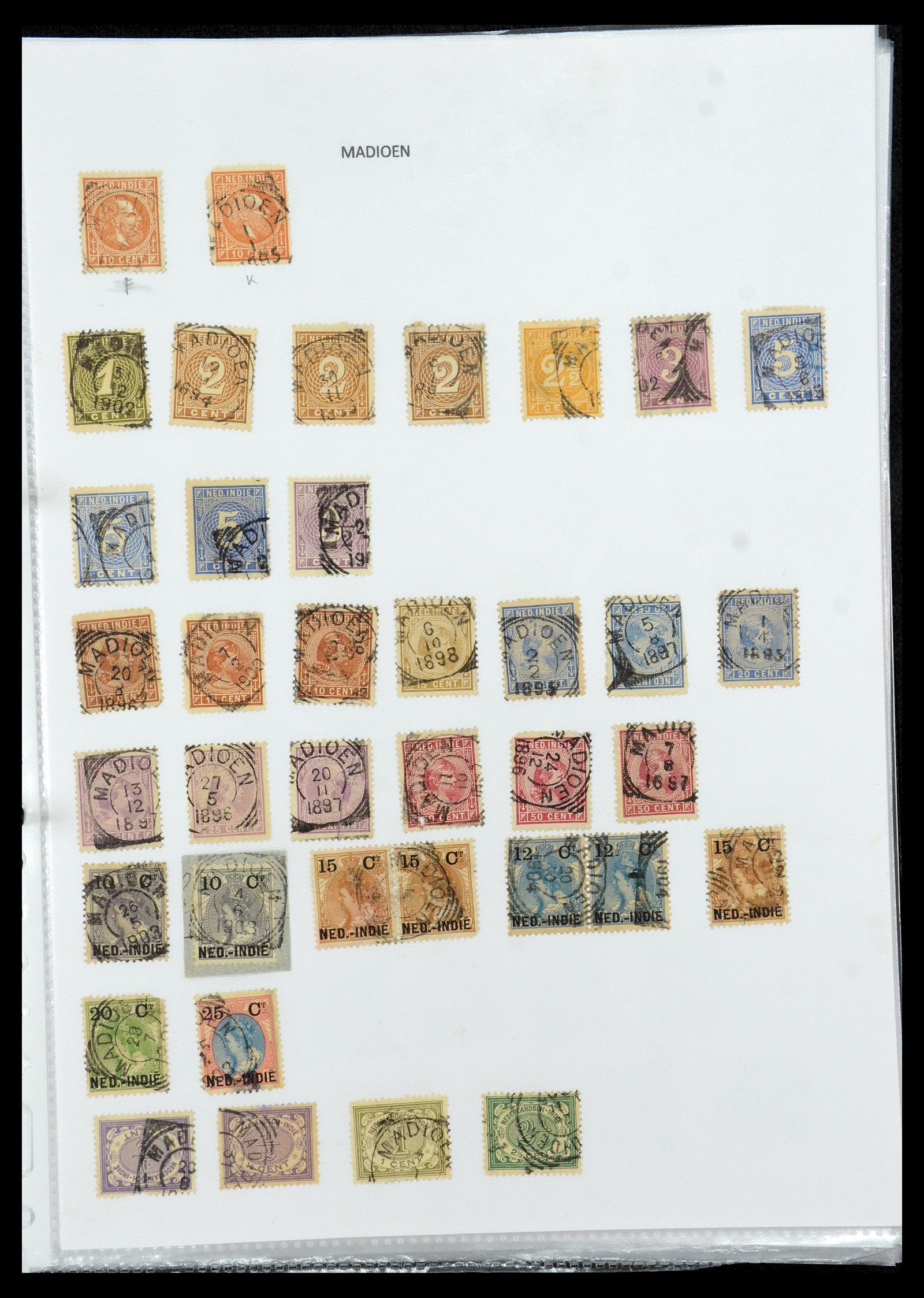 36432 092 - Postzegelverzameling 36432 Nederlands Indië vierkant stempels.