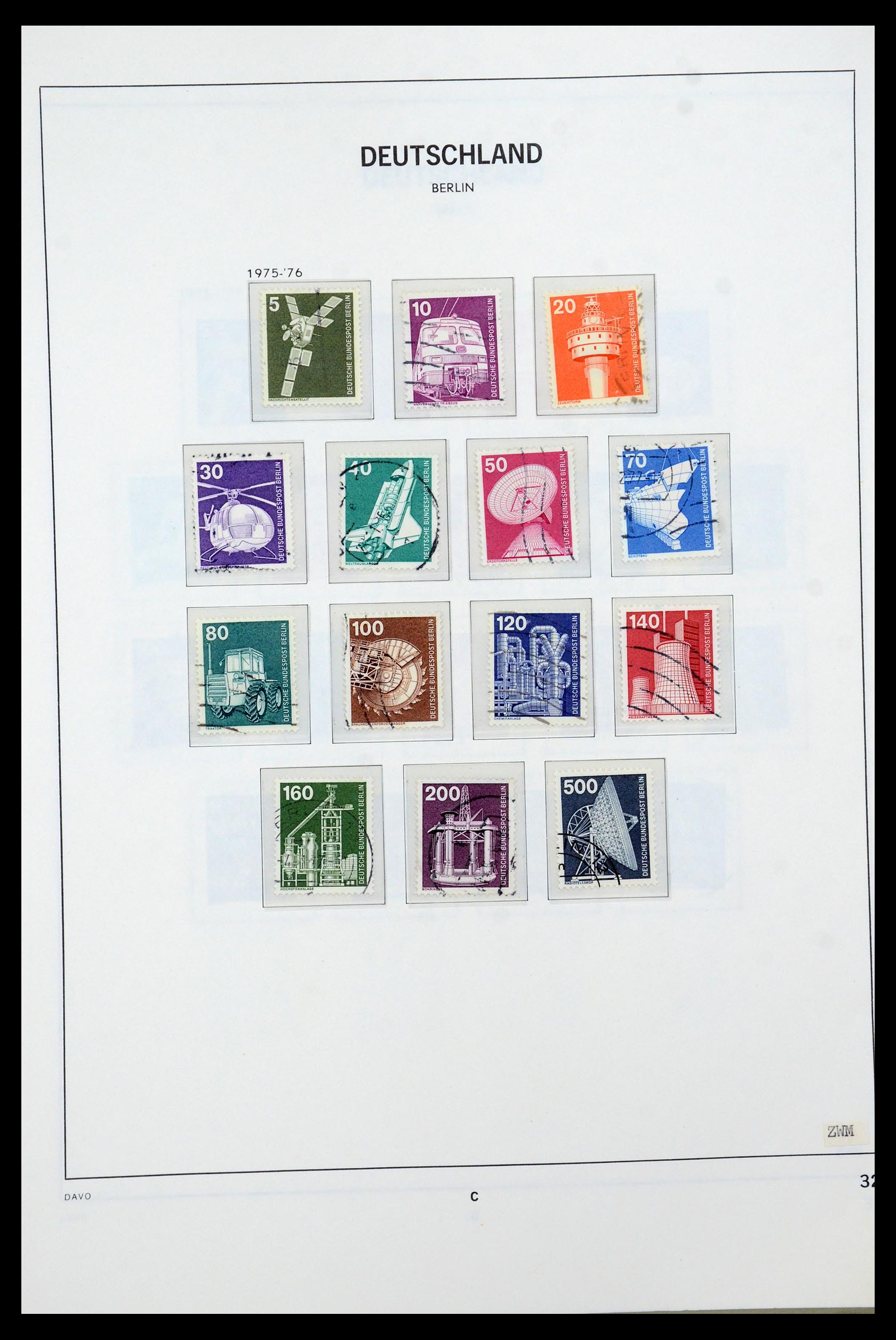 36443 032 - Stamp collection 36443 Berlin 1948-1990.