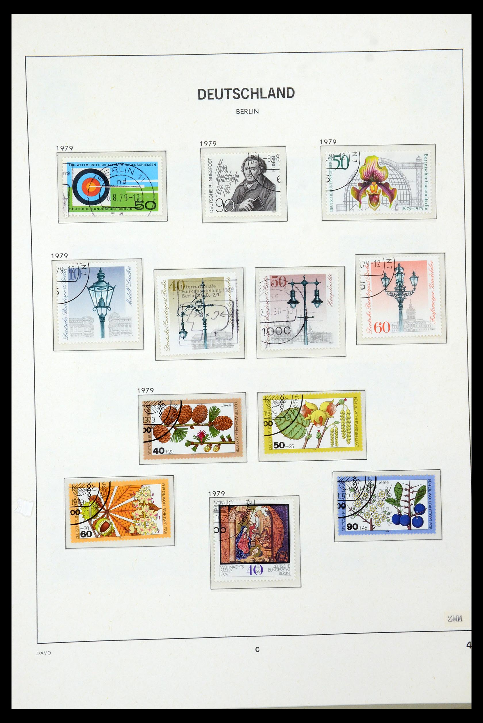 36443 043 - Stamp collection 36443 Berlin 1948-1990.