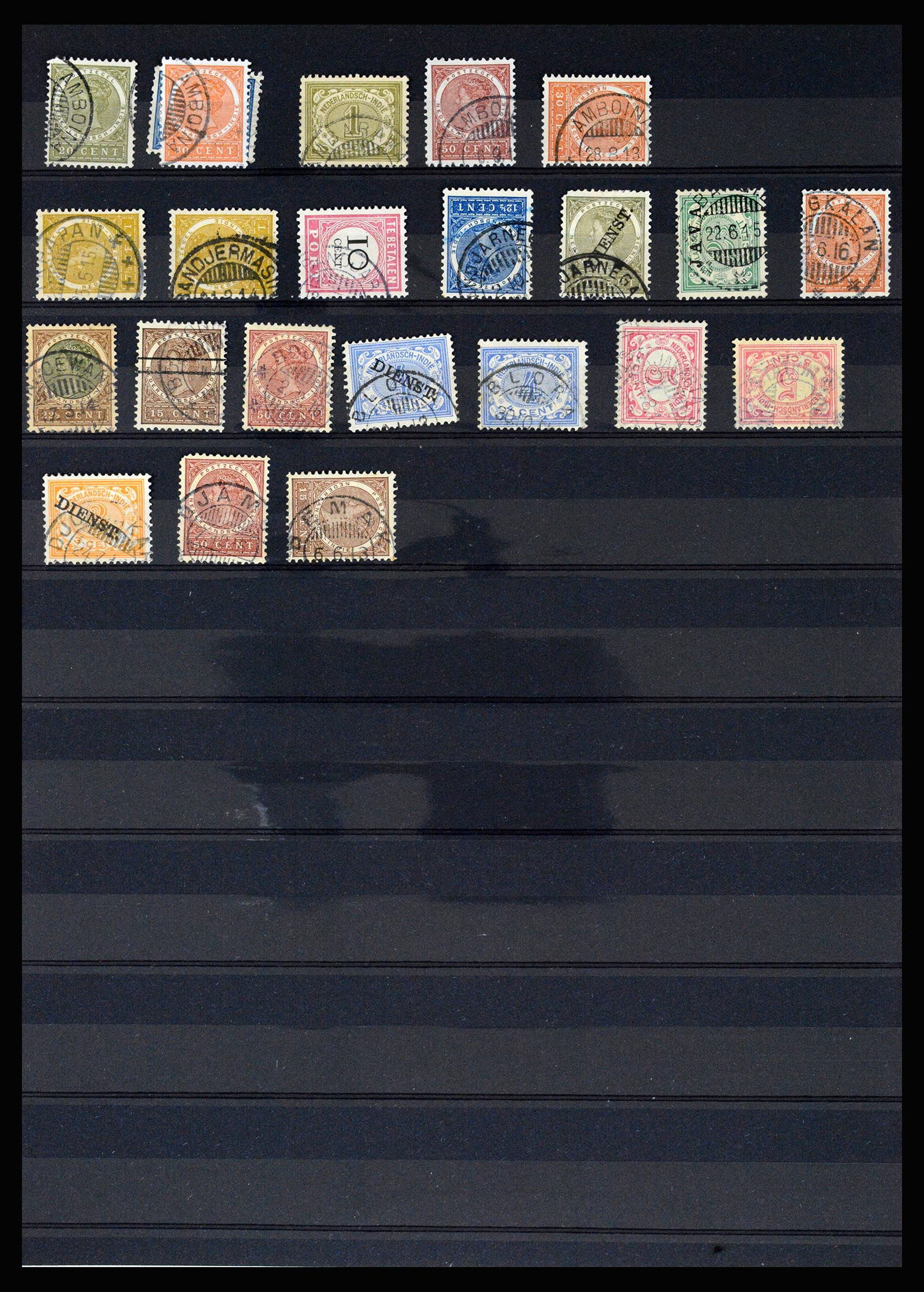 36512 079 - Stamp collection 36512 Nederlands Indië stempels 1872-1930.