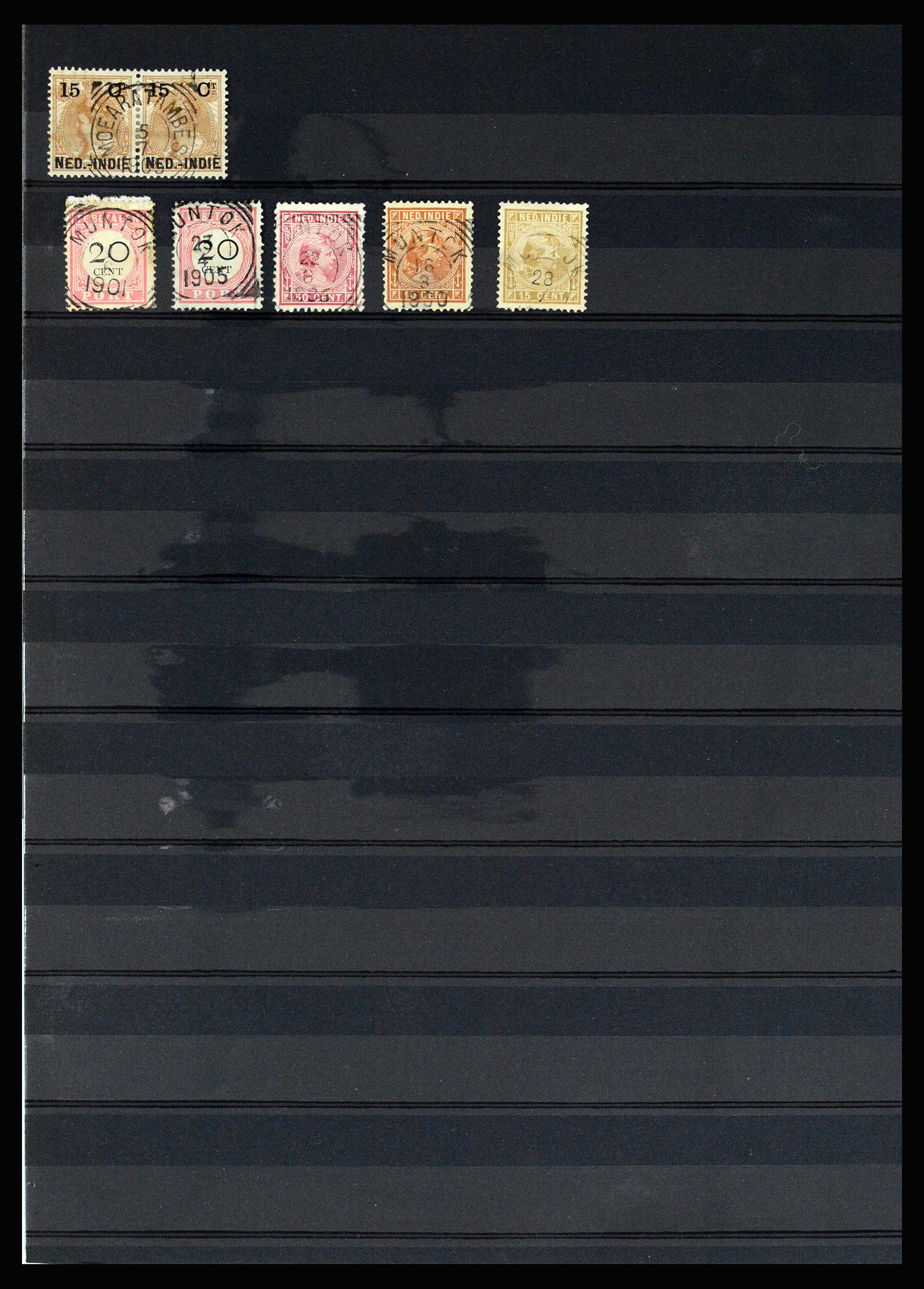 36512 091 - Stamp collection 36512 Nederlands Indië stempels 1872-1930.