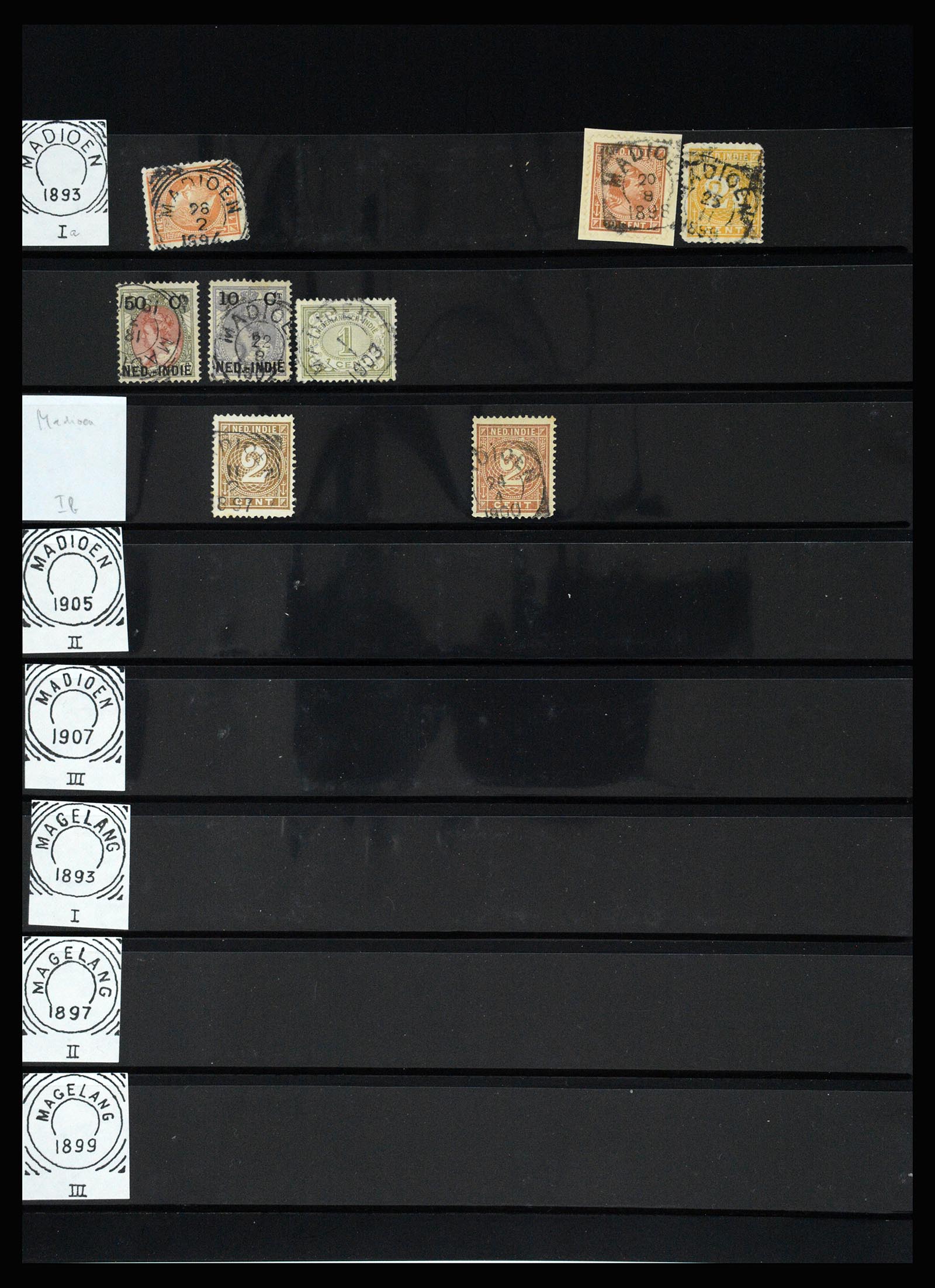36512 128 - Stamp collection 36512 Nederlands Indië stempels 1872-1930.