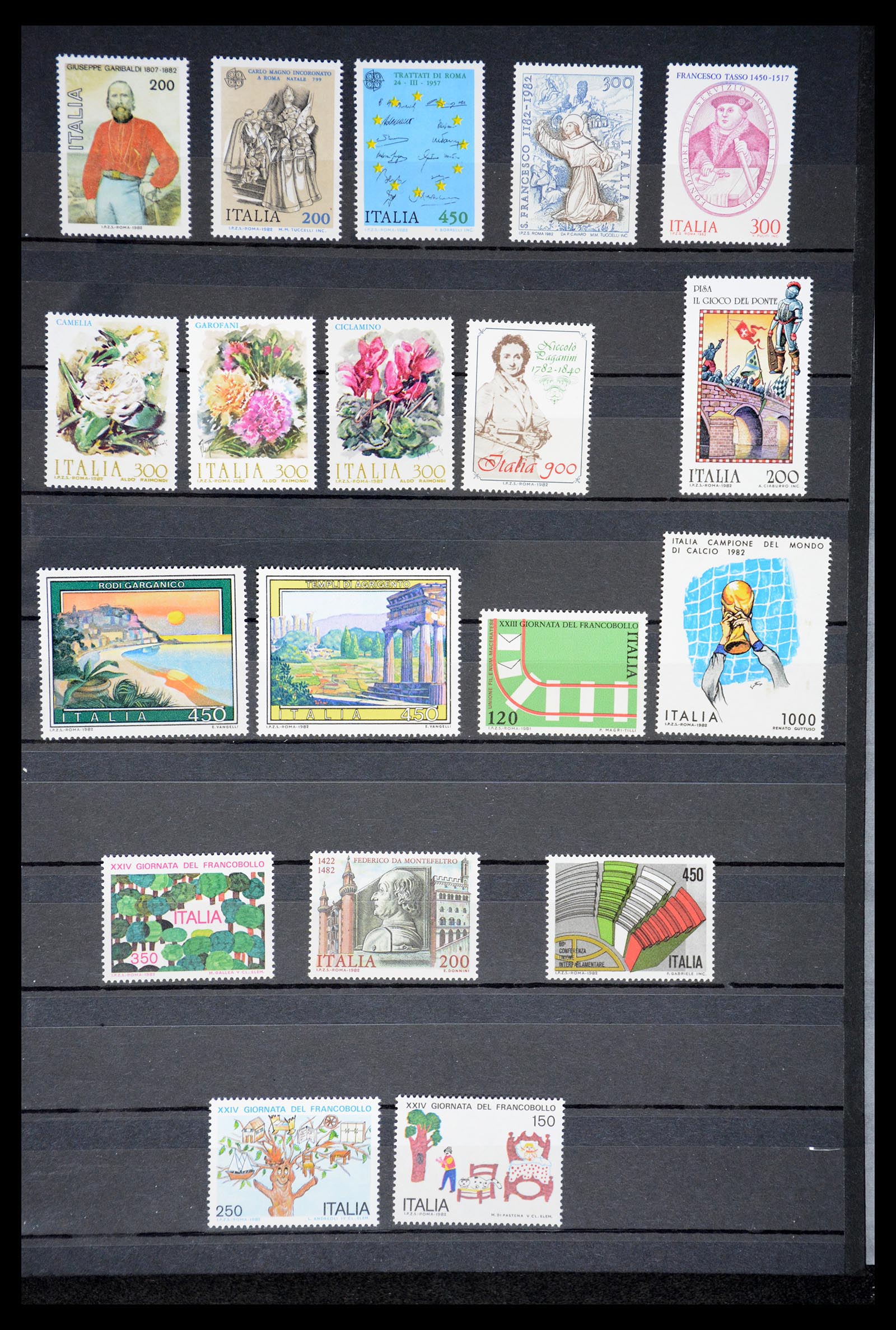 36513 192 - Postzegelverzameling 36513 Italië 1861-2005.