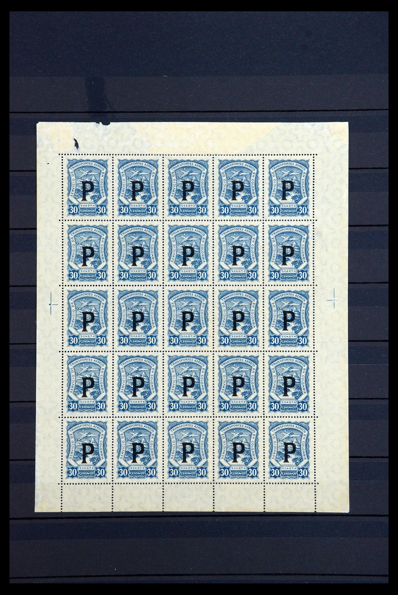36555 006 - Postzegelverzameling 36555 Colombia luchtpost 1920-1929.