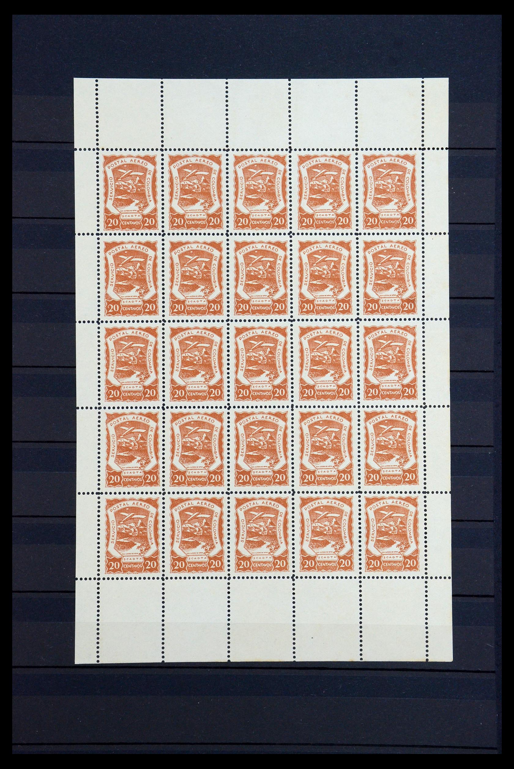 36555 010 - Postzegelverzameling 36555 Colombia luchtpost 1920-1929.