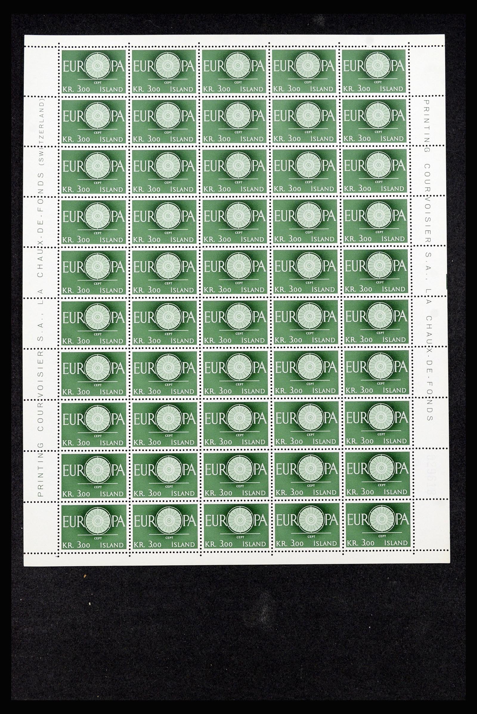 36588 005 - Postzegelverzameling 36588 IJsland 1950-1992.
