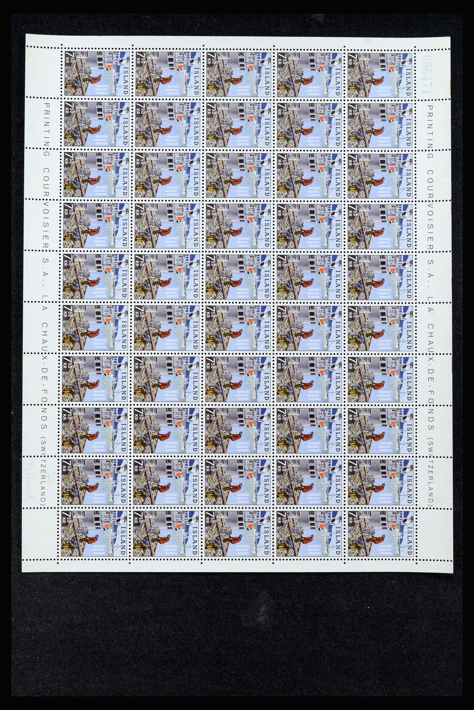 36588 026 - Stamp collection 36588 Iceland 1950-1992.