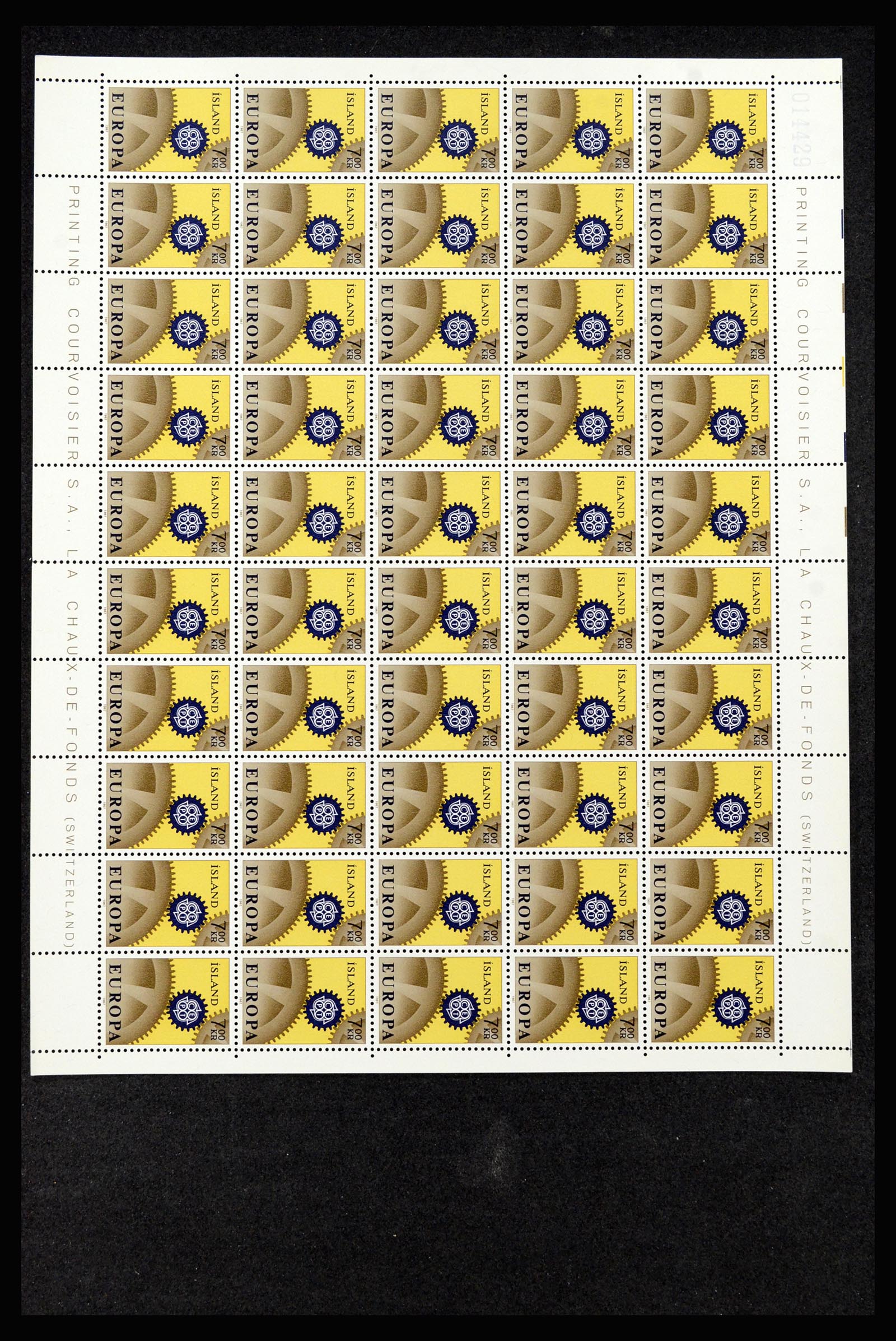 36588 043 - Postzegelverzameling 36588 IJsland 1950-1992.